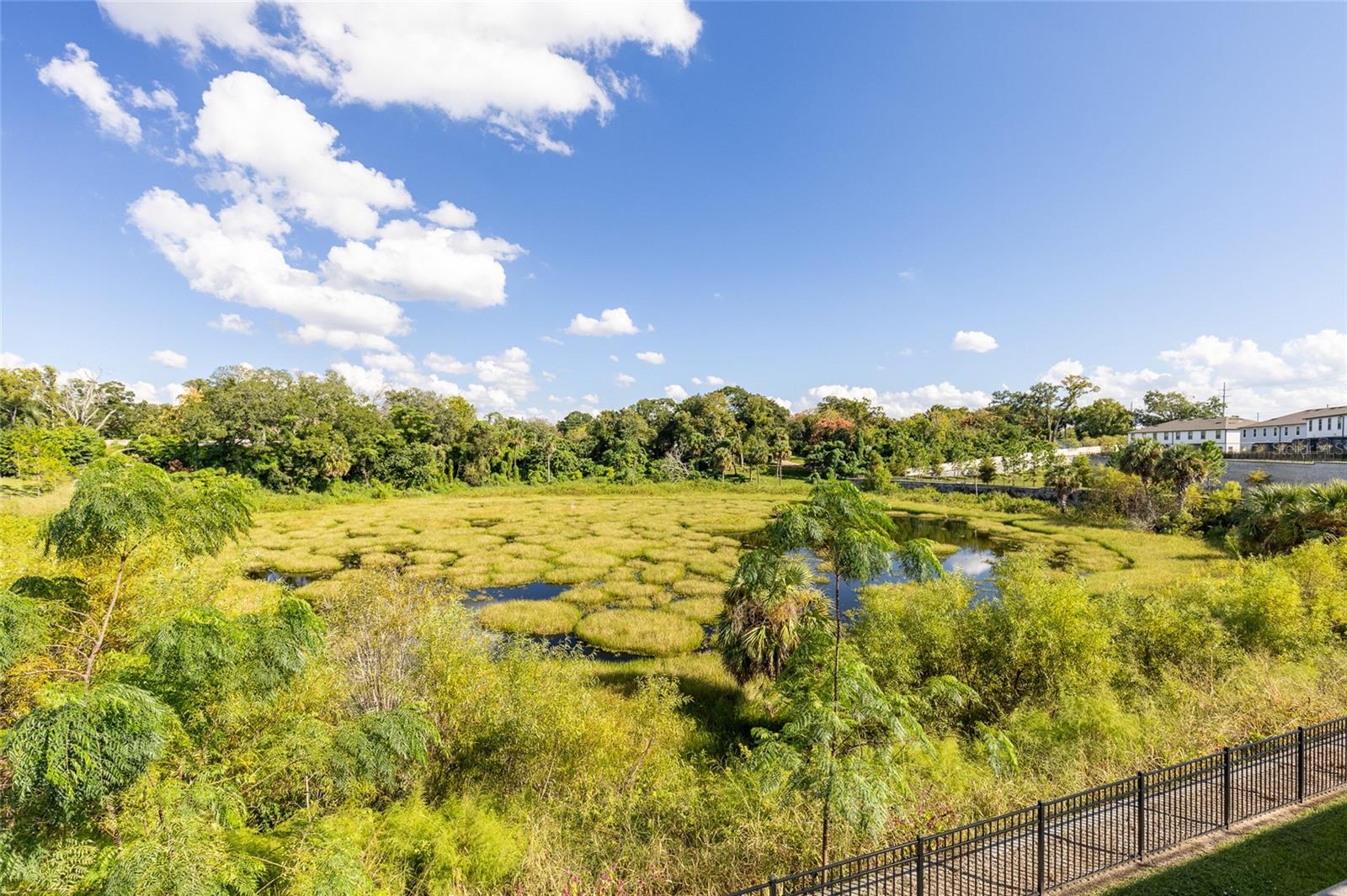 HIDDEN LAKE RESERVE - Residential