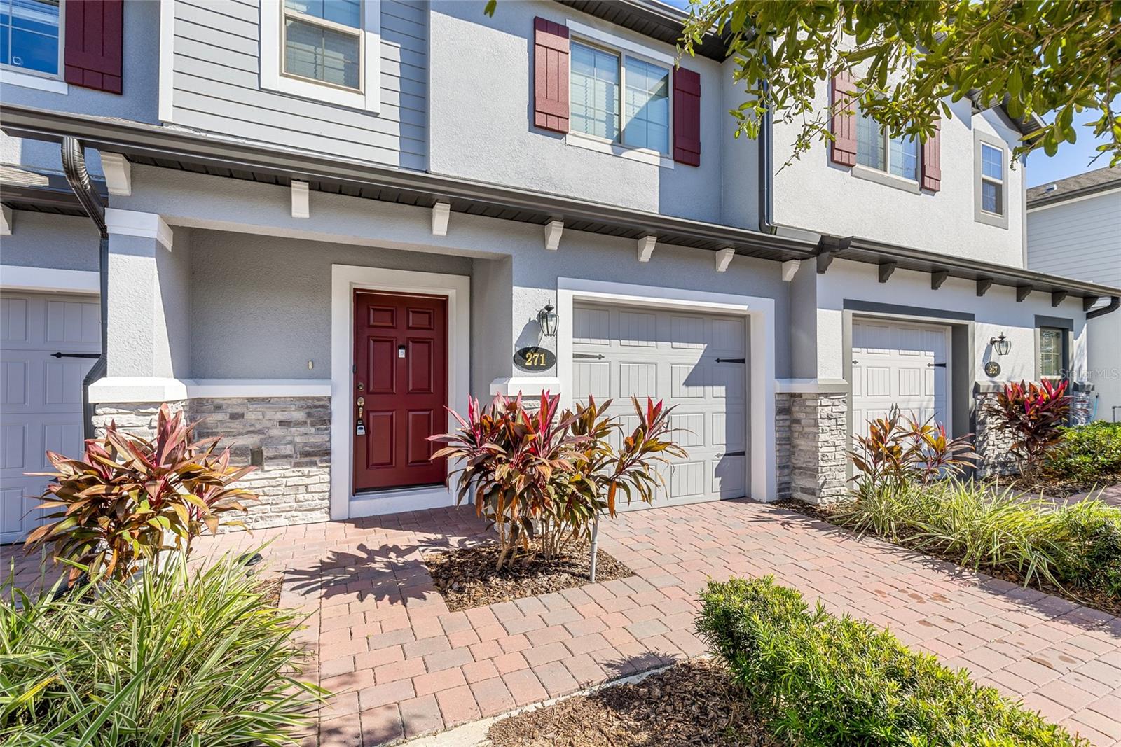 271 SMUGGLERS WAY