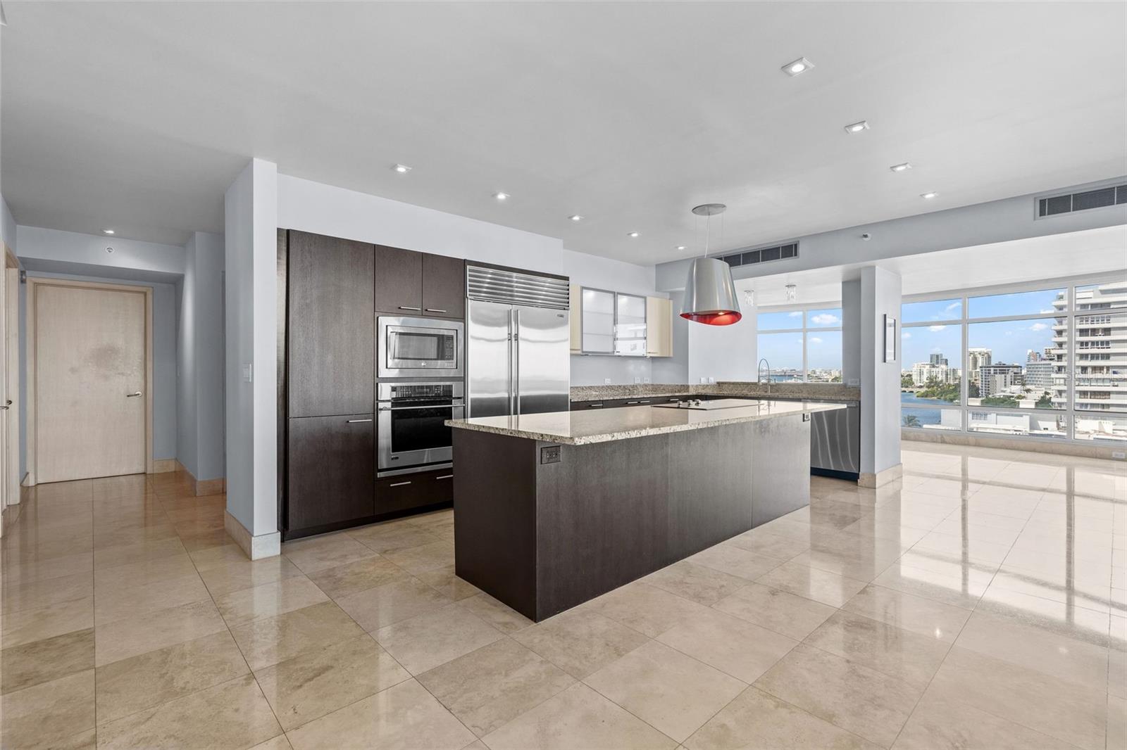 BRISTOL CONDOMINIUM - Residential