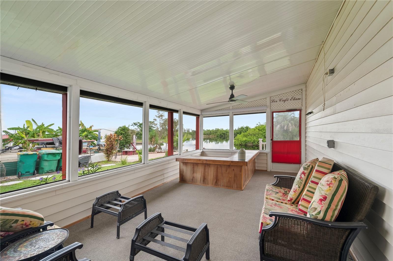 SABAL PALM PARK - Residential