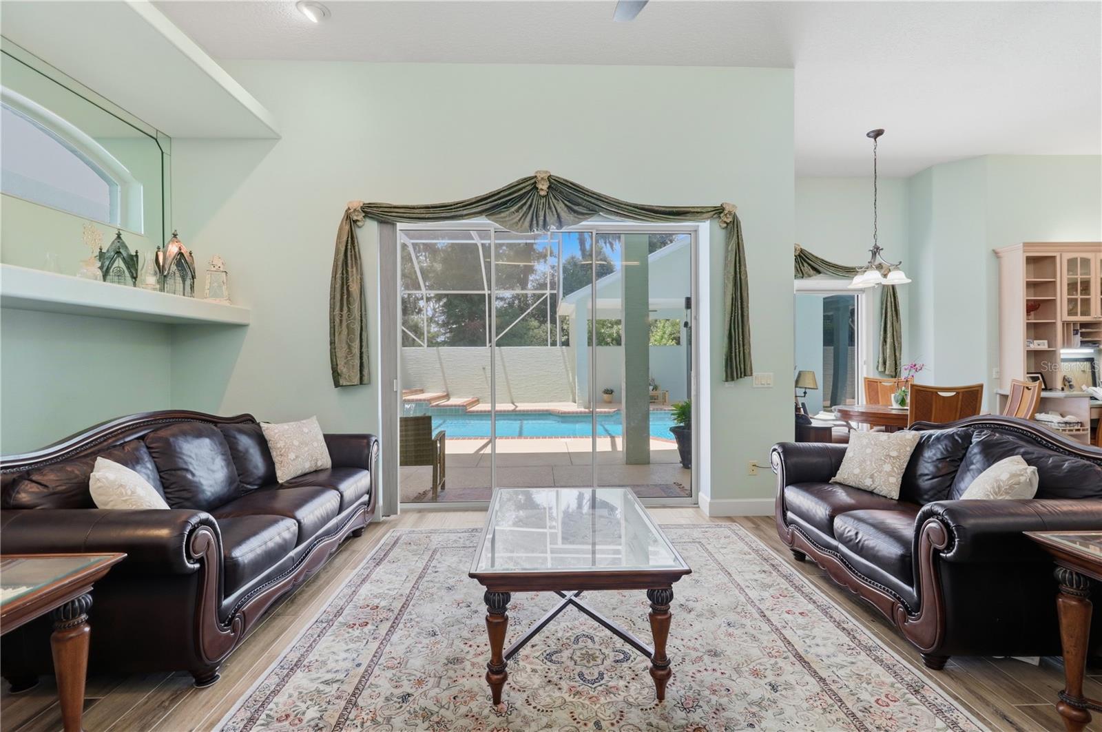 ROSEWOODS - Residential