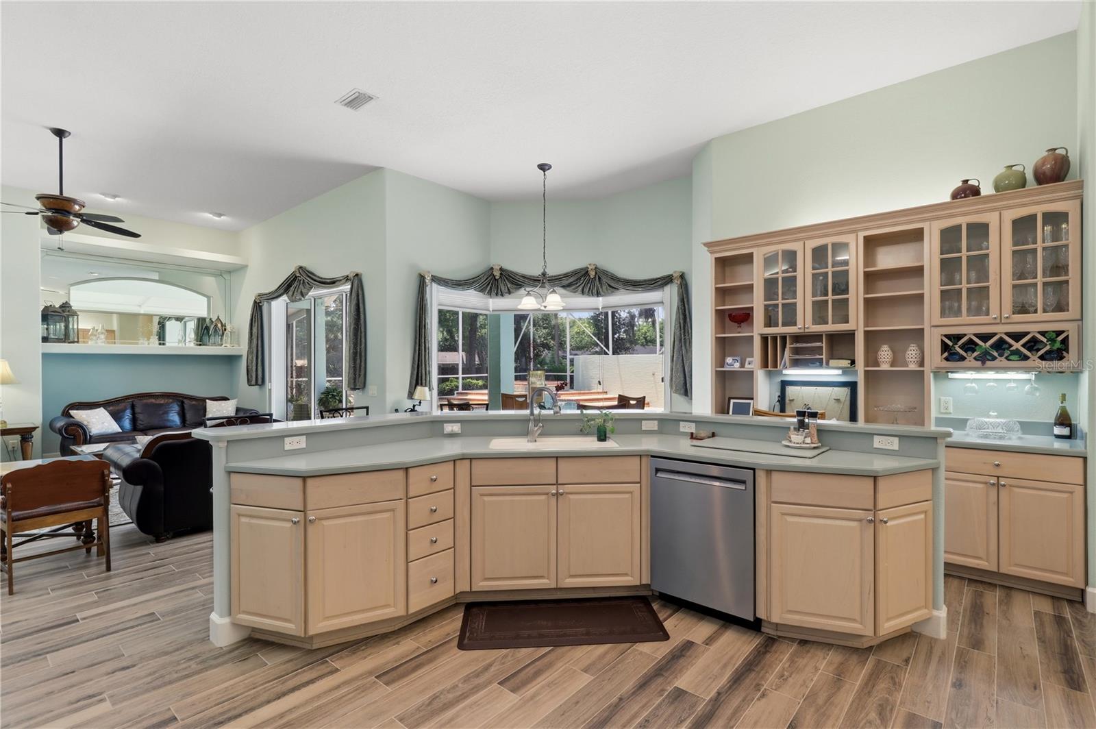 ROSEWOODS - Residential