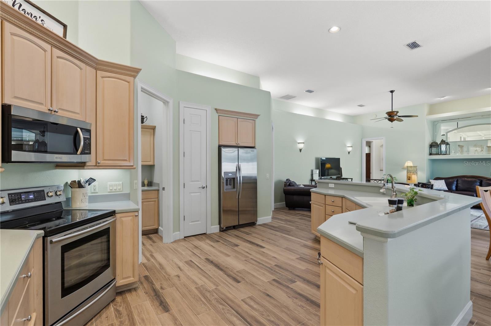 ROSEWOODS - Residential