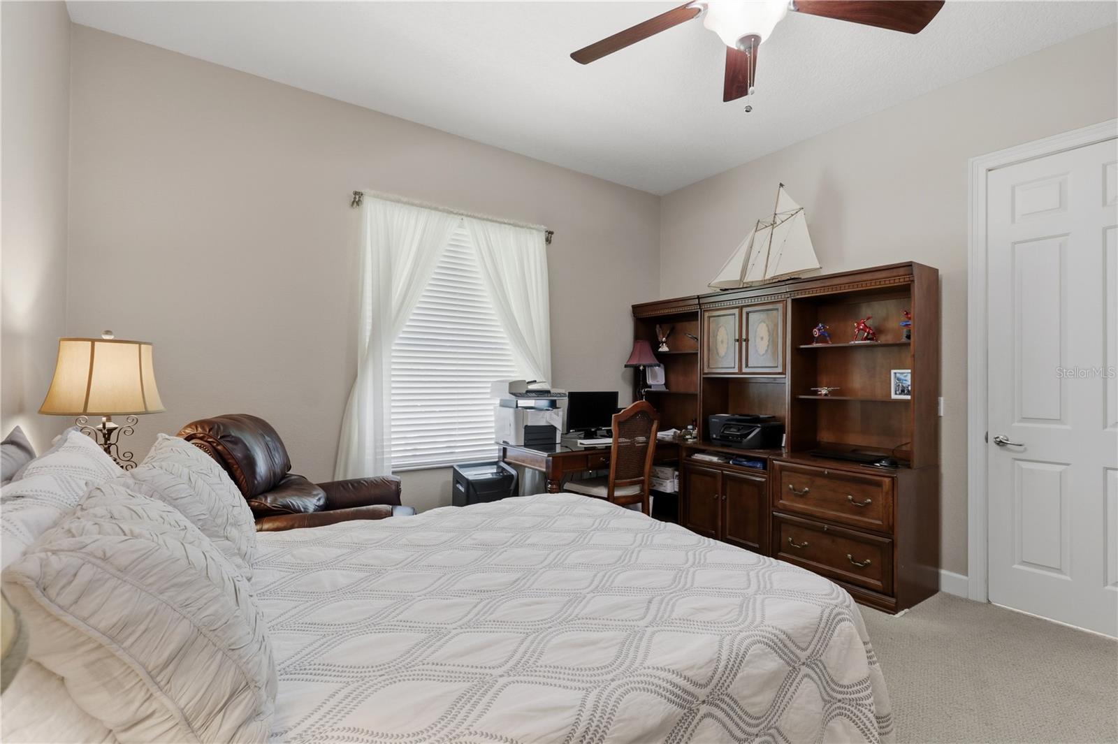 ROSEWOODS - Residential