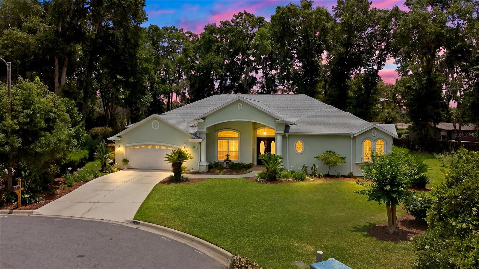 ROSEWOODS - Residential