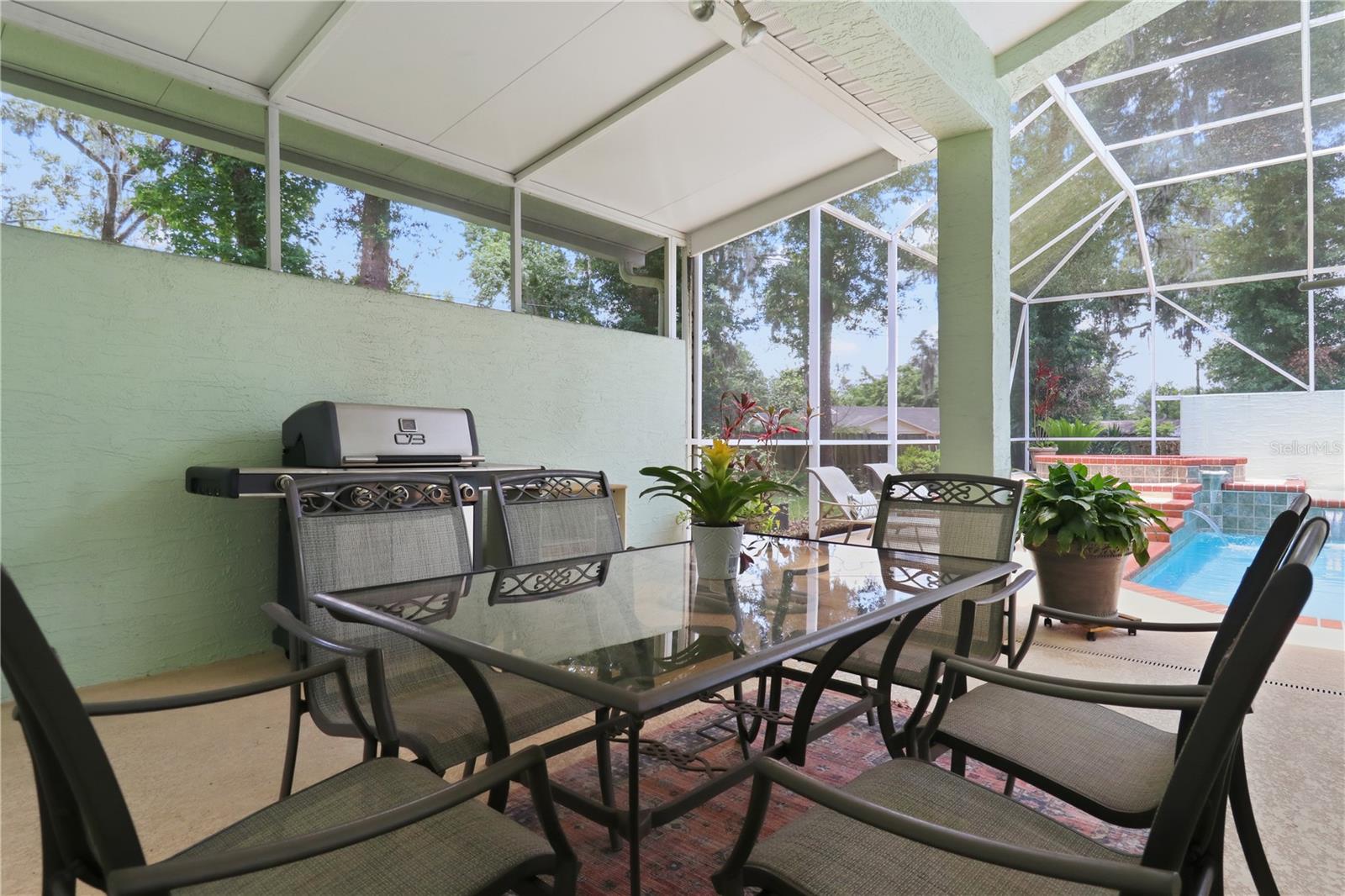 ROSEWOODS - Residential
