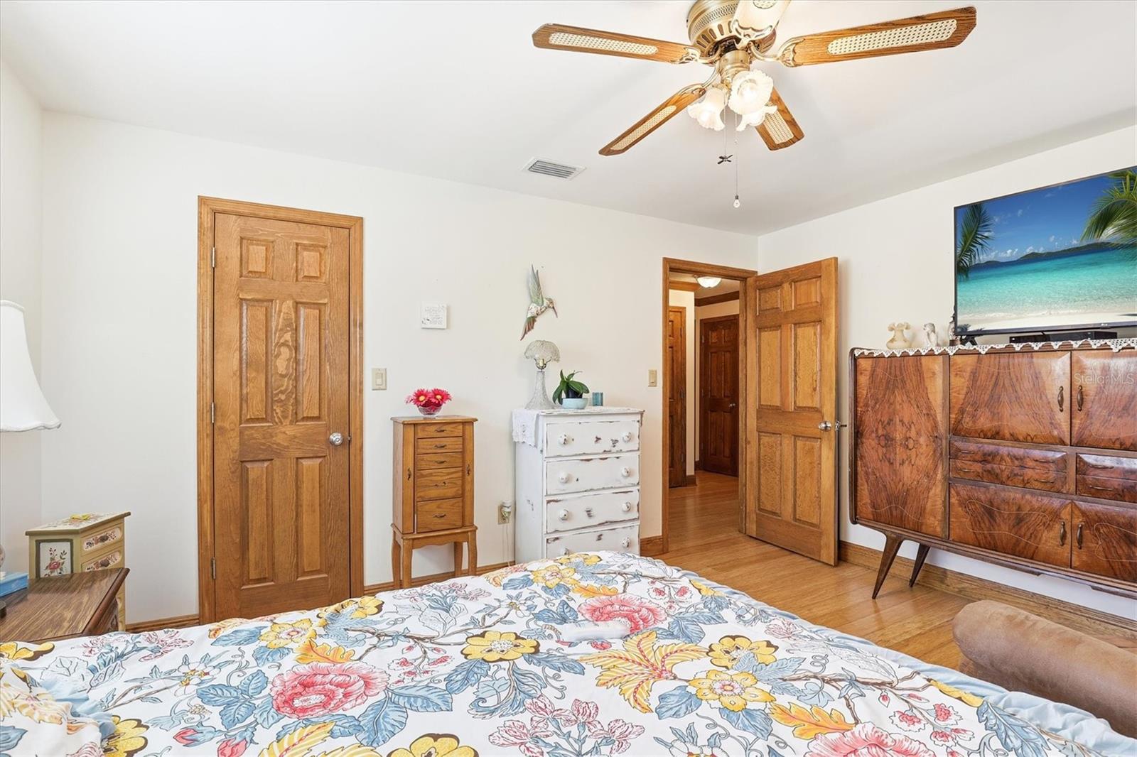 RUSSELL IRA SUB - Residential