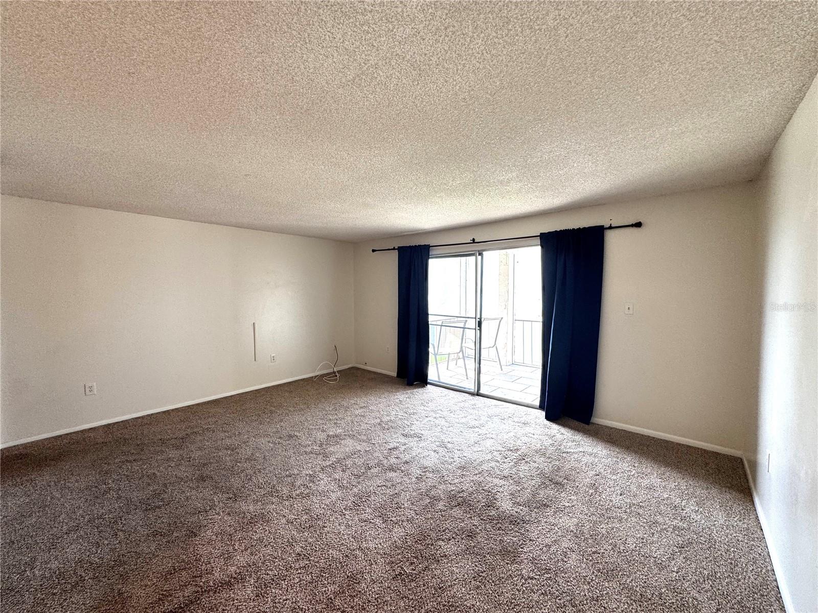 ROYAL ARMS CONDO - Residential Lease