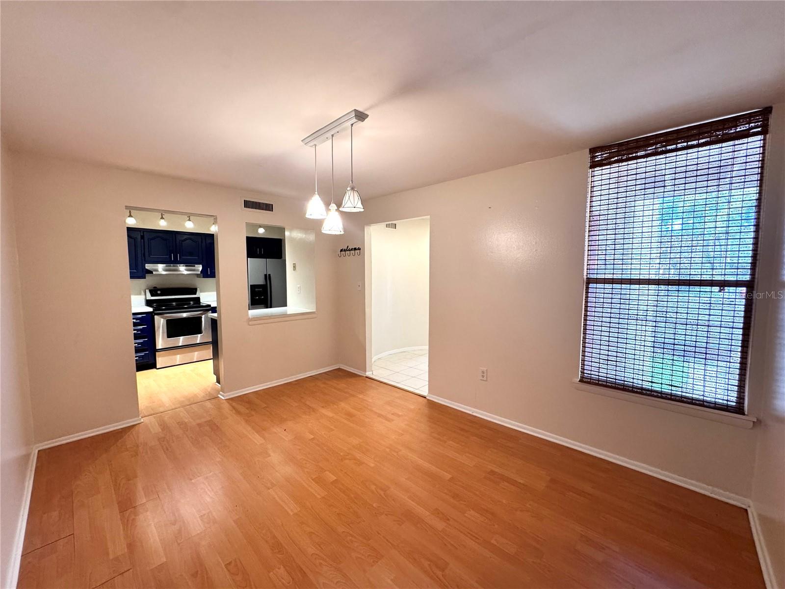 ROYAL ARMS CONDO - Residential Lease