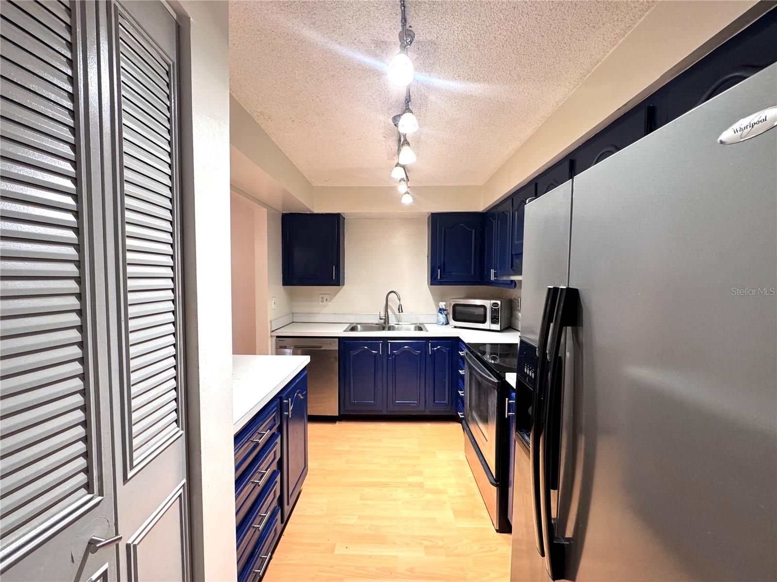 ROYAL ARMS CONDO - Residential Lease