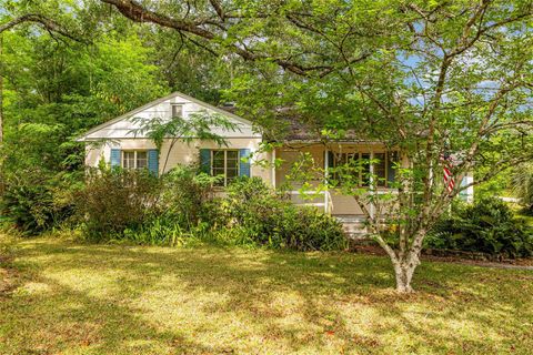 Photo of 608 SE 31st Terrace, Ocala, FL 34471 (MLS # OM700694) Photo of 608 SE 31st Terrace, Ocala, FL 34471 (MLS # OM700694)