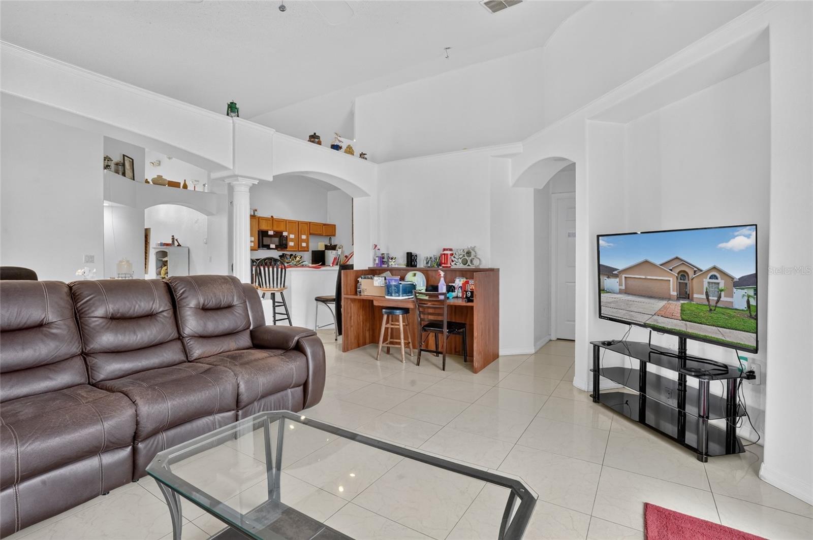4624 EAGLET LANE