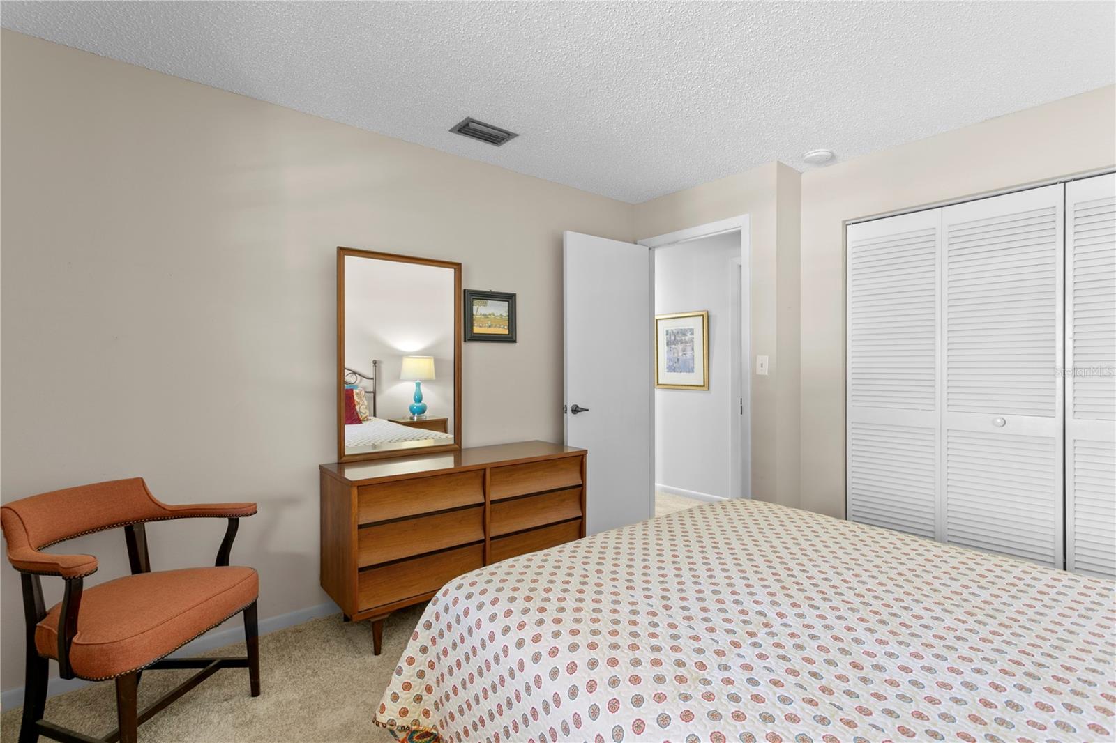 HARSHAW LAKE PARK CONDO - Residential