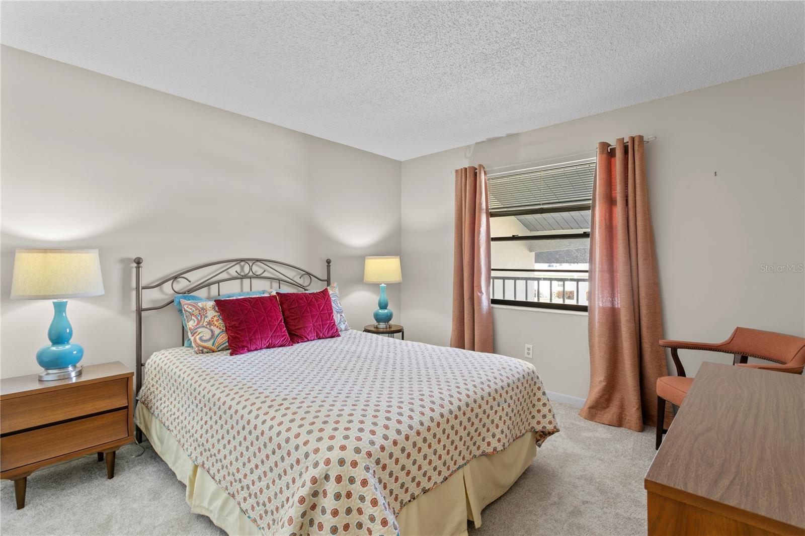 HARSHAW LAKE PARK CONDO - Residential