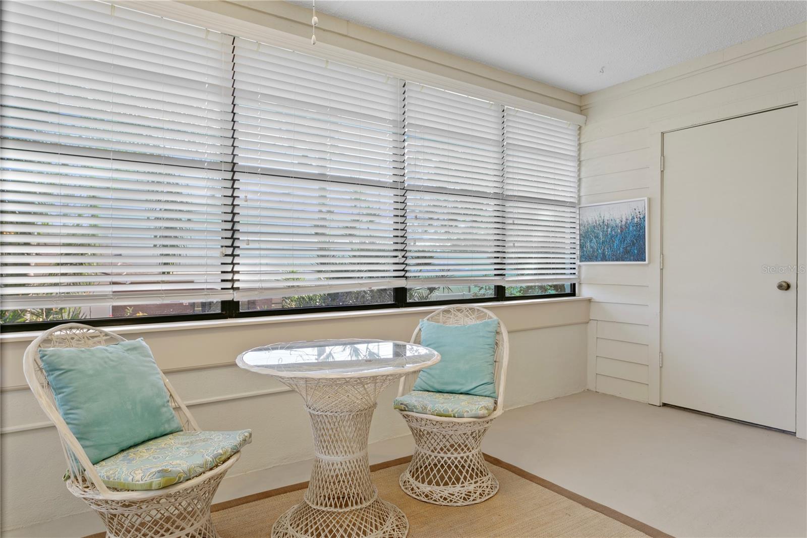 HARSHAW LAKE PARK CONDO - Residential