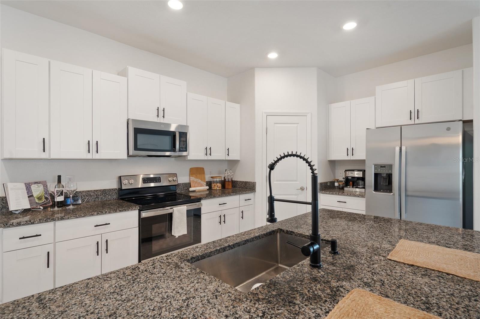 BERRY BAY ESTATES - Residential