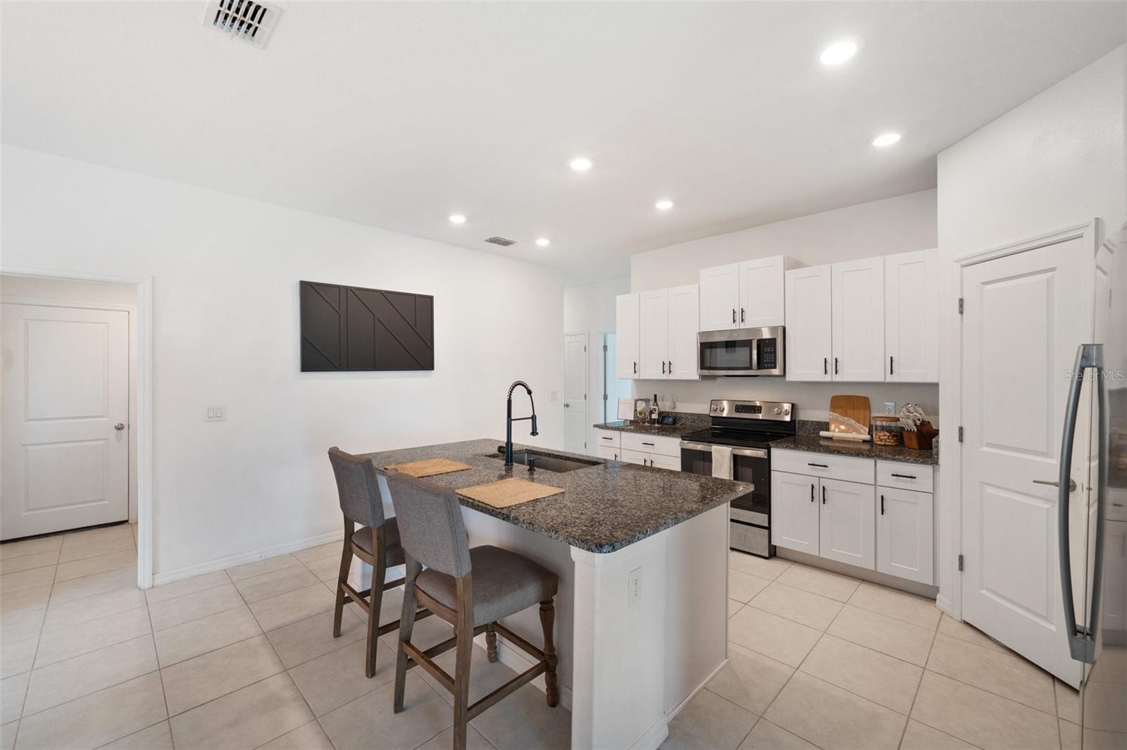 BERRY BAY ESTATES - Residential