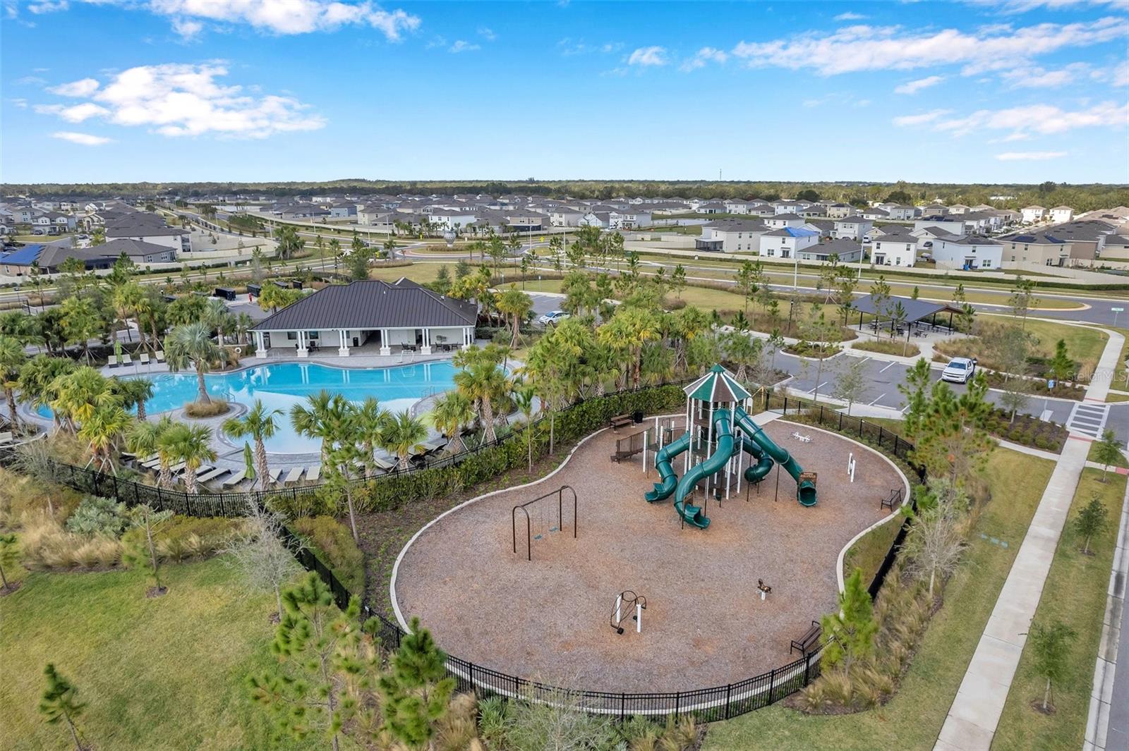 BERRY BAY ESTATES - Residential