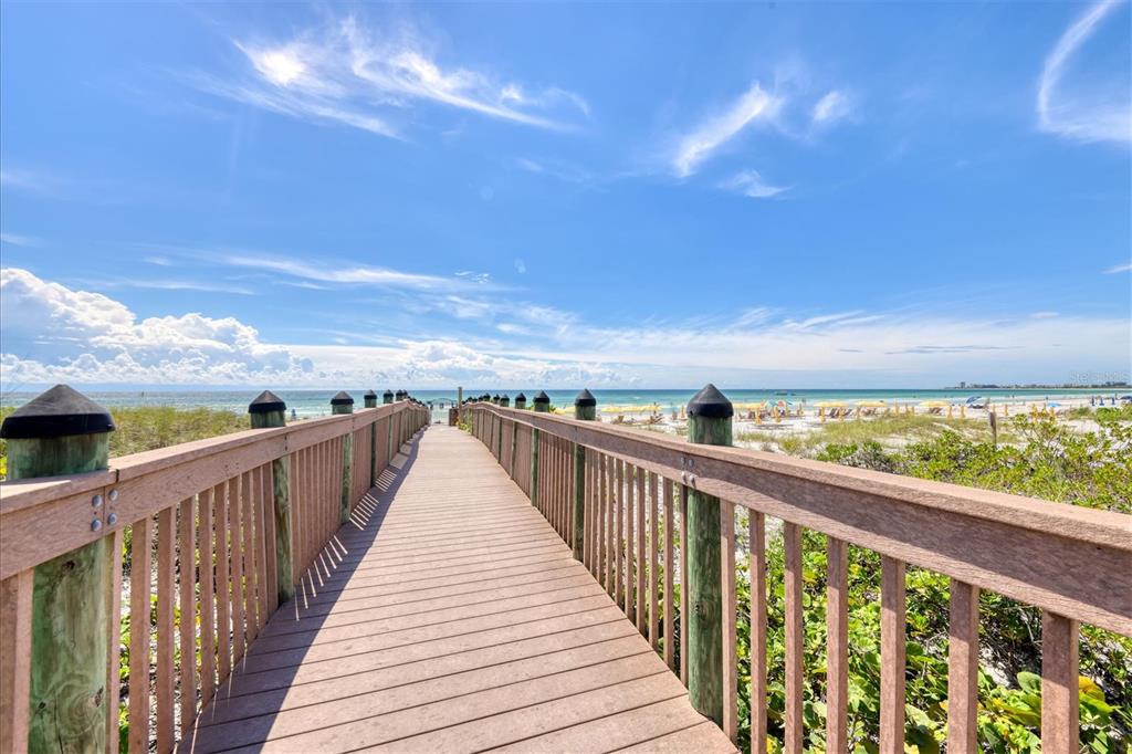 SIESTA KEY BEACH RESIDENCES II - Residential Lease
