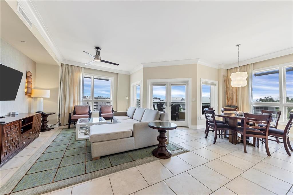 SIESTA KEY BEACH RESIDENCES II - Residential Lease