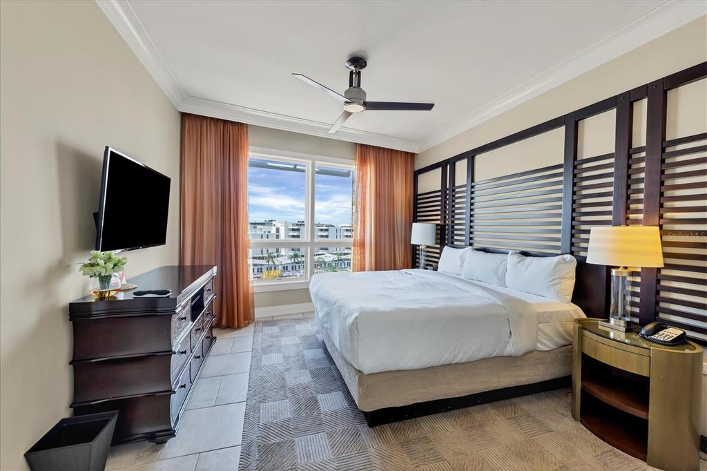 SIESTA KEY BEACH RESIDENCES II - Residential Lease