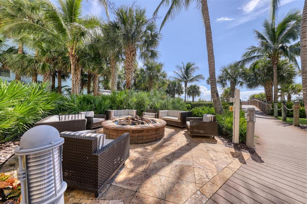 SIESTA KEY BEACH RESIDENCES II - Residential Lease
