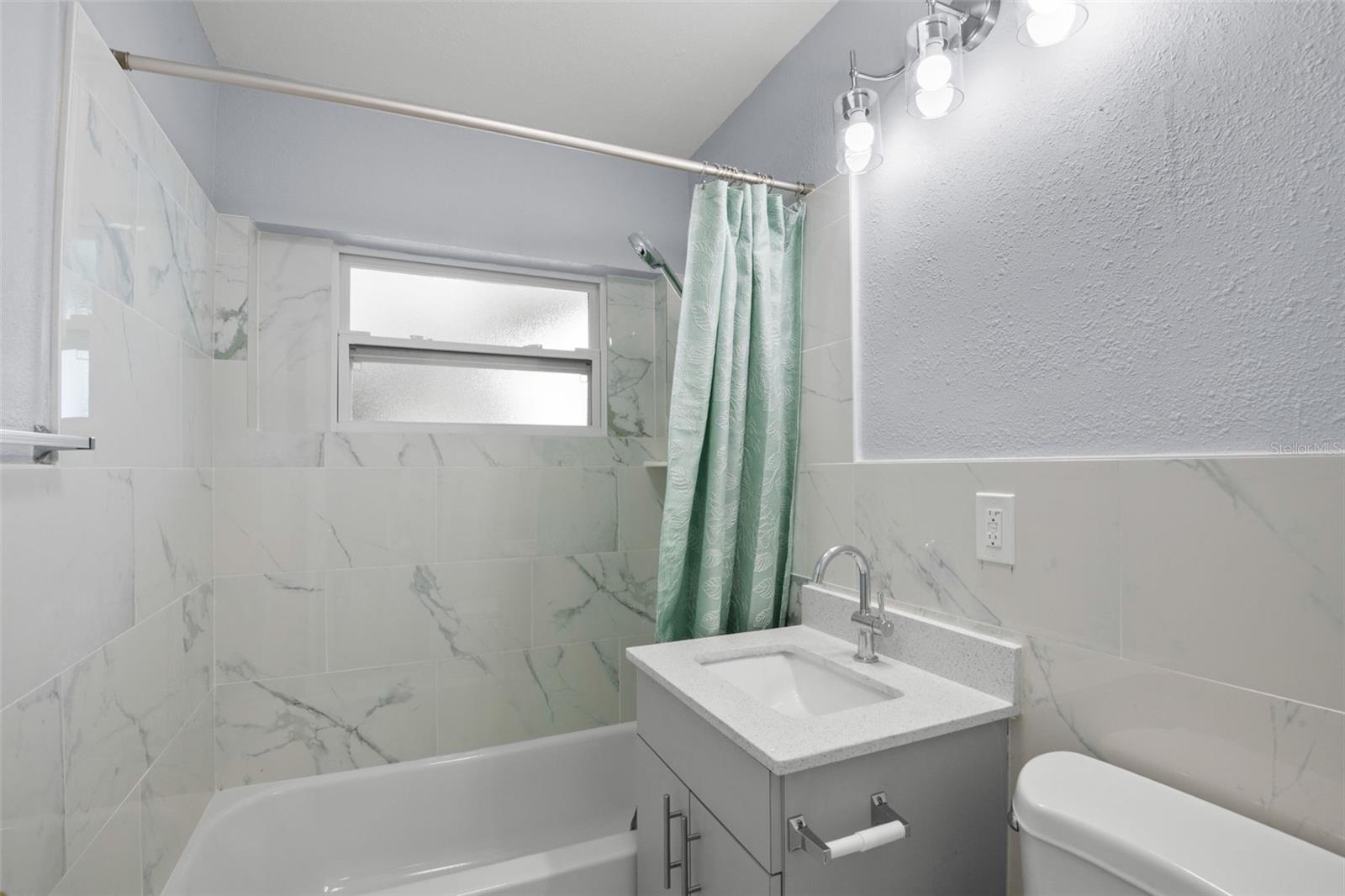 SIRMONS HEIGHTS - Residential