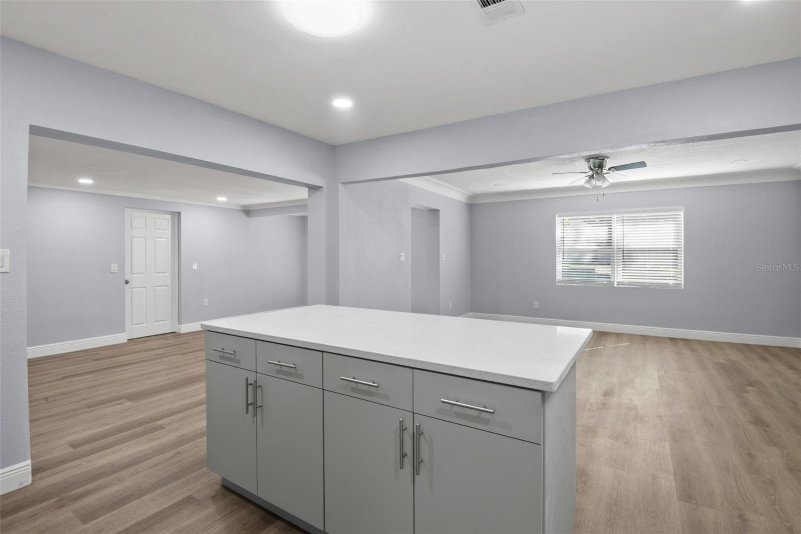 SIRMONS HEIGHTS - Residential