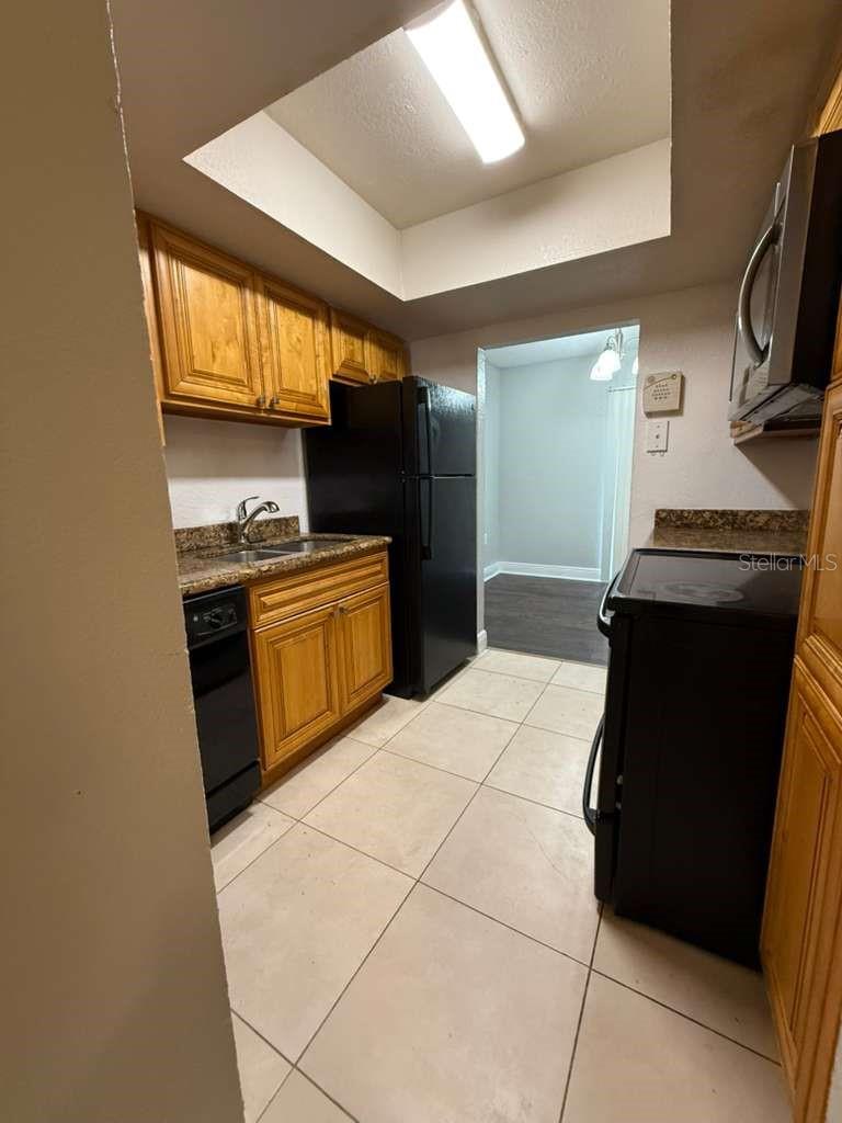 MILLENNIUM PALMS - Residential Lease