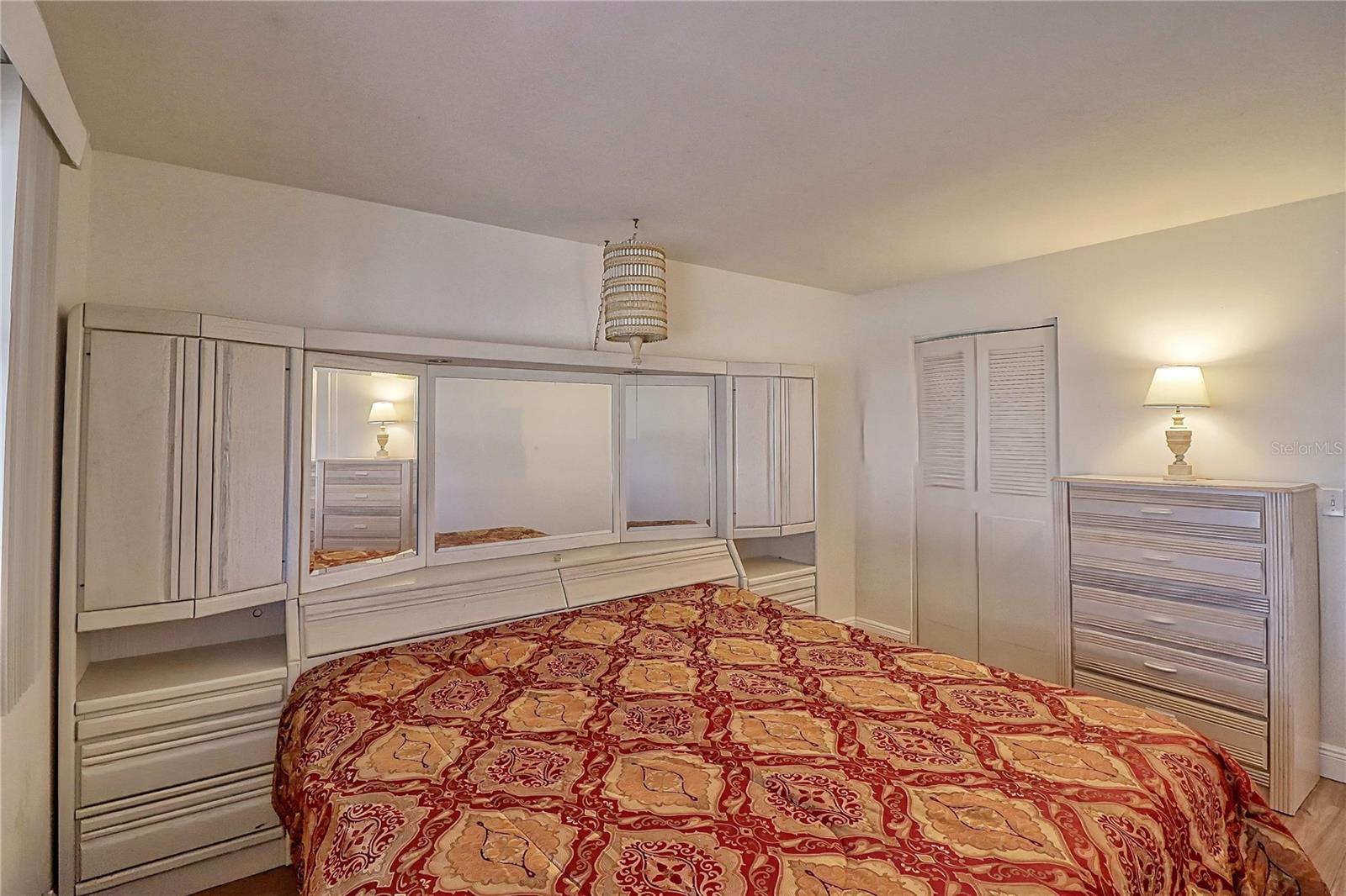 CAMBRIDGE I CONDO - Residential Lease