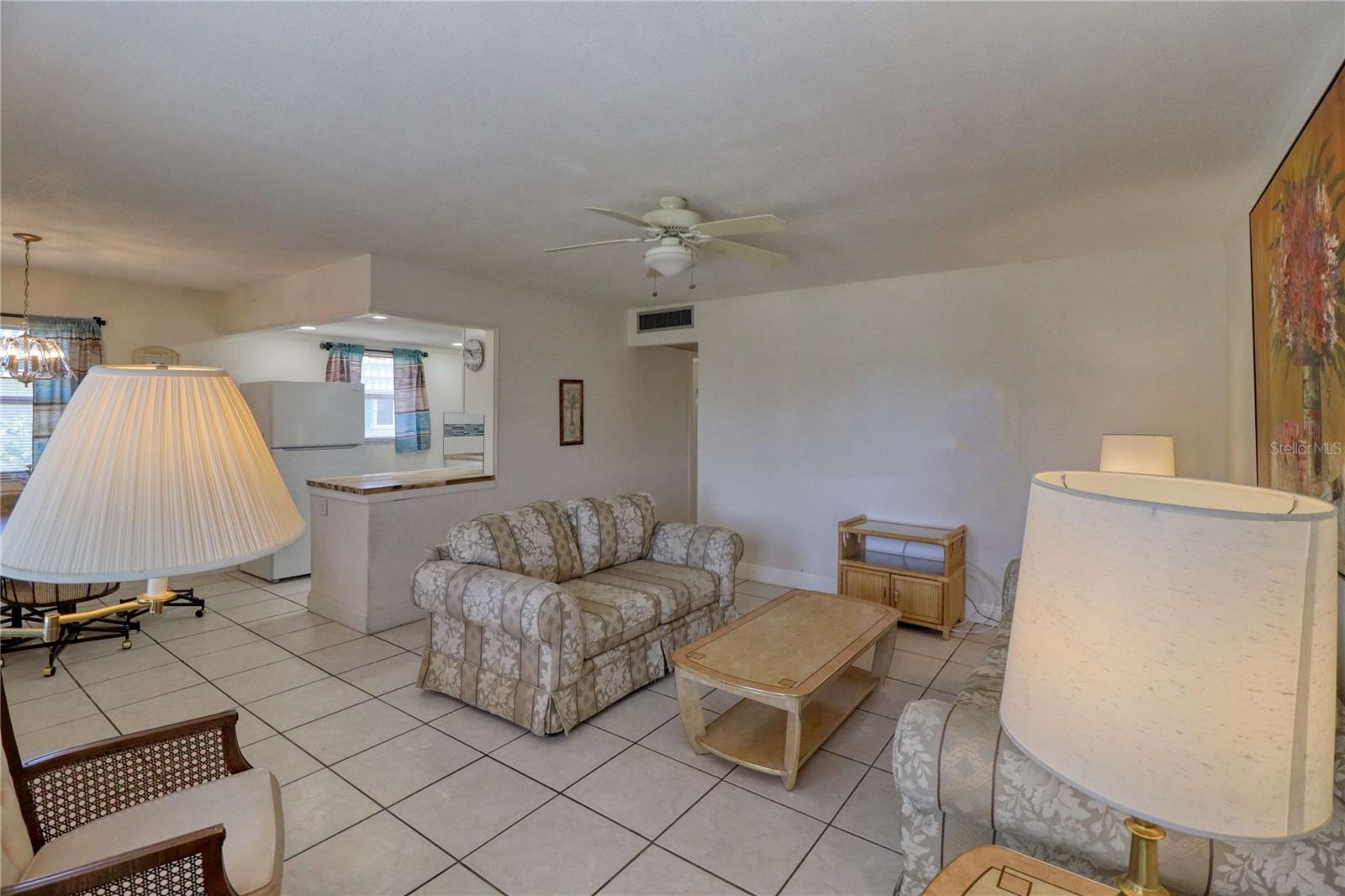 CAMBRIDGE I CONDO - Residential Lease