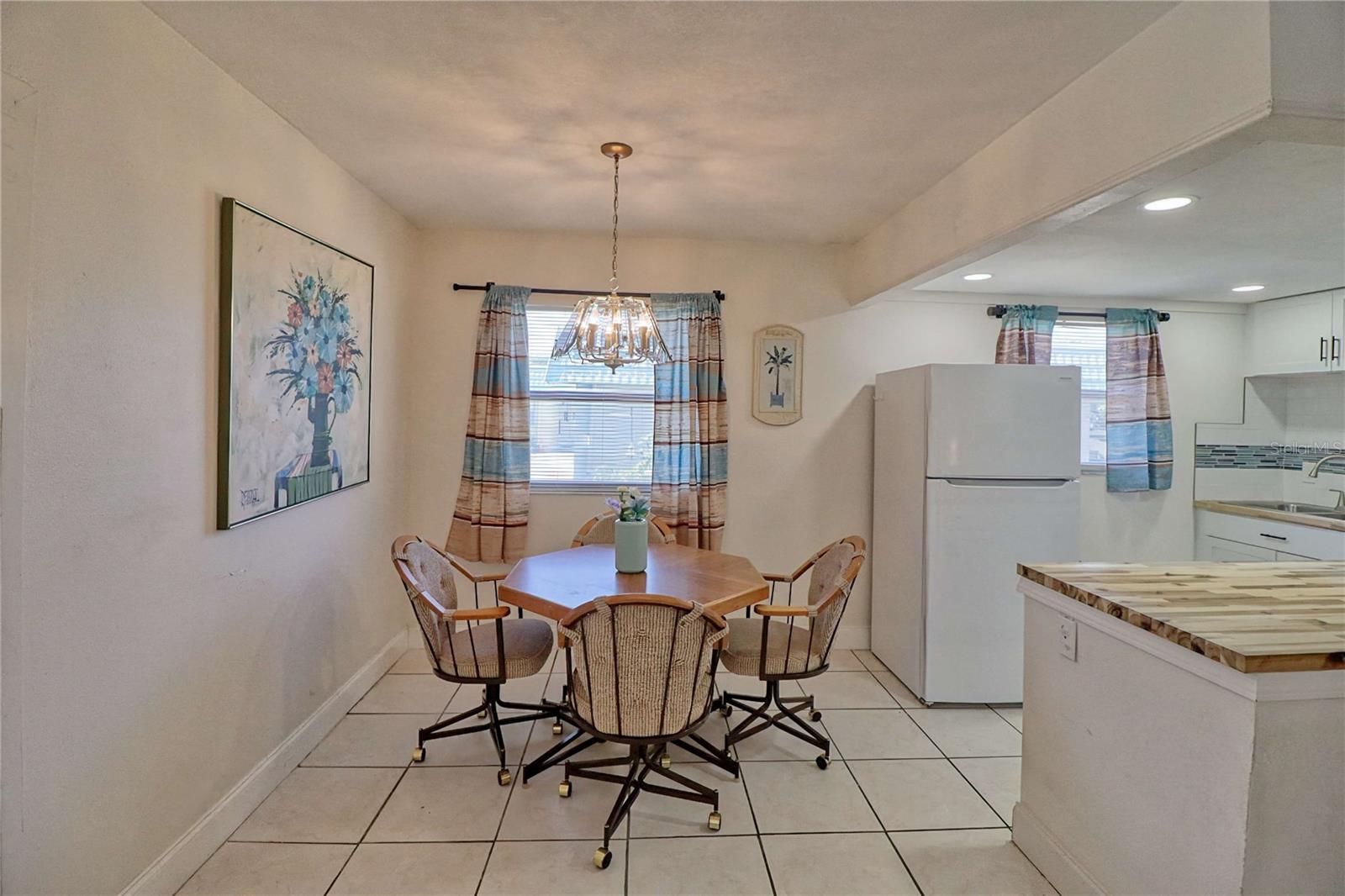CAMBRIDGE I CONDO - Residential Lease
