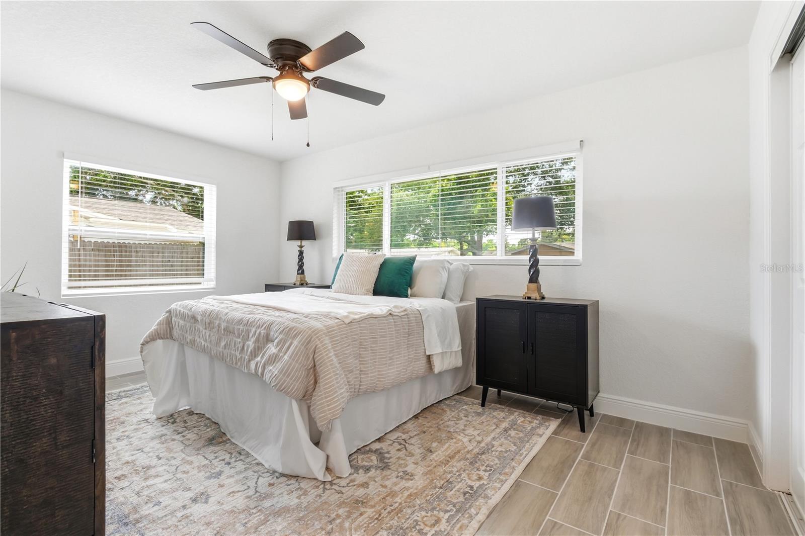 DOUGLAS MANOR 2ND ADD - Residential