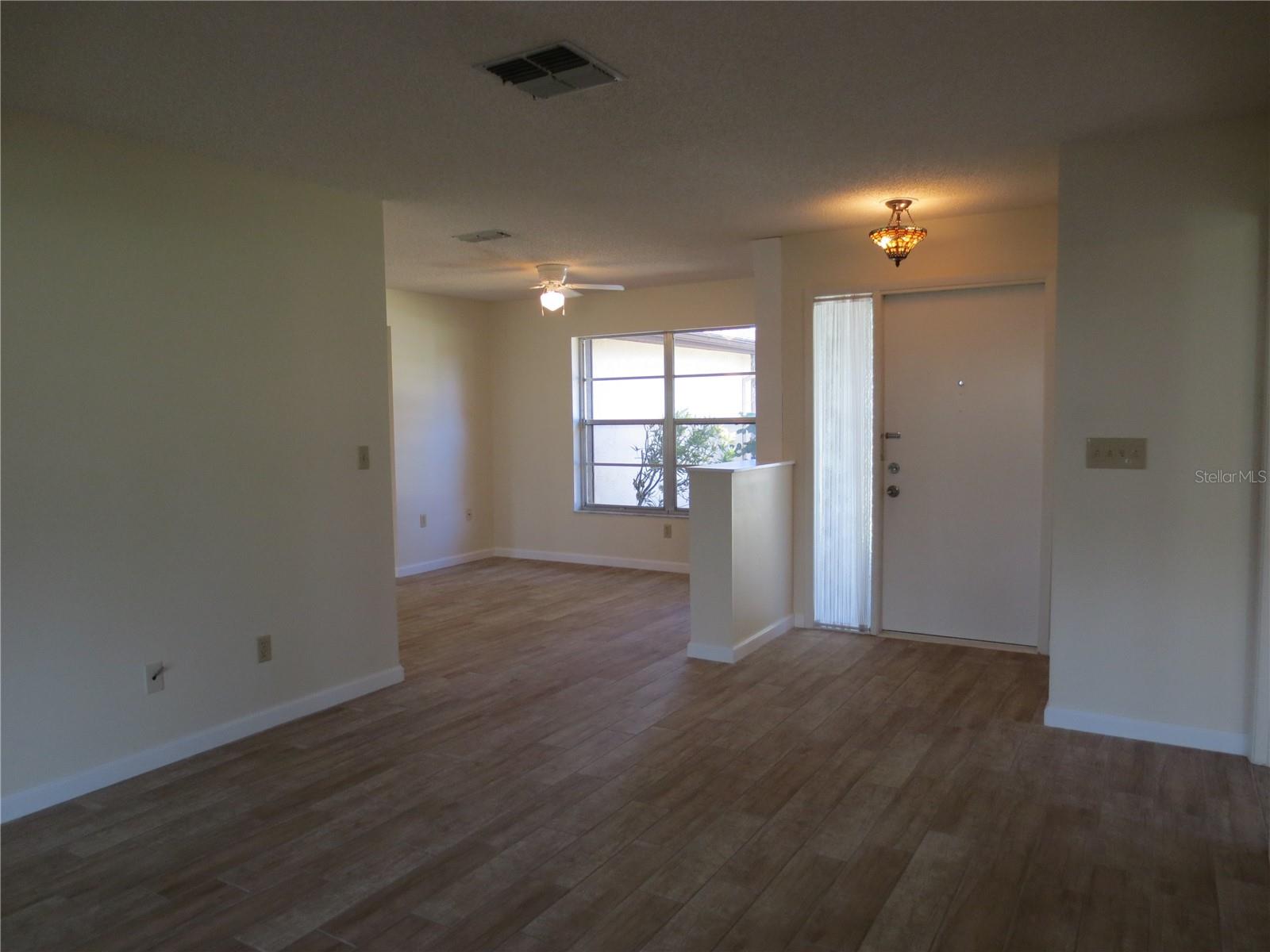 HIGHLAND LAKES UNIT 14 PH 1 - Residential Lease