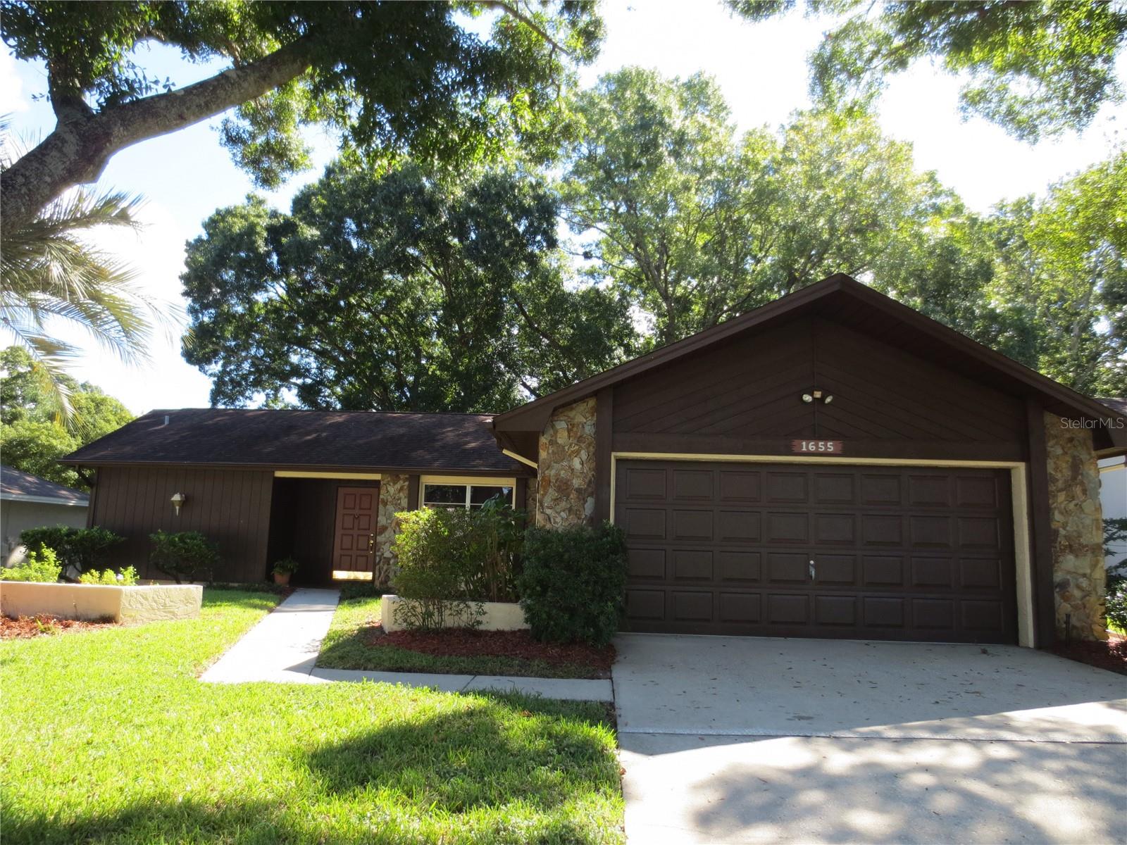 HIGHLAND LAKES UNIT 14 PH 1 - Residential Lease