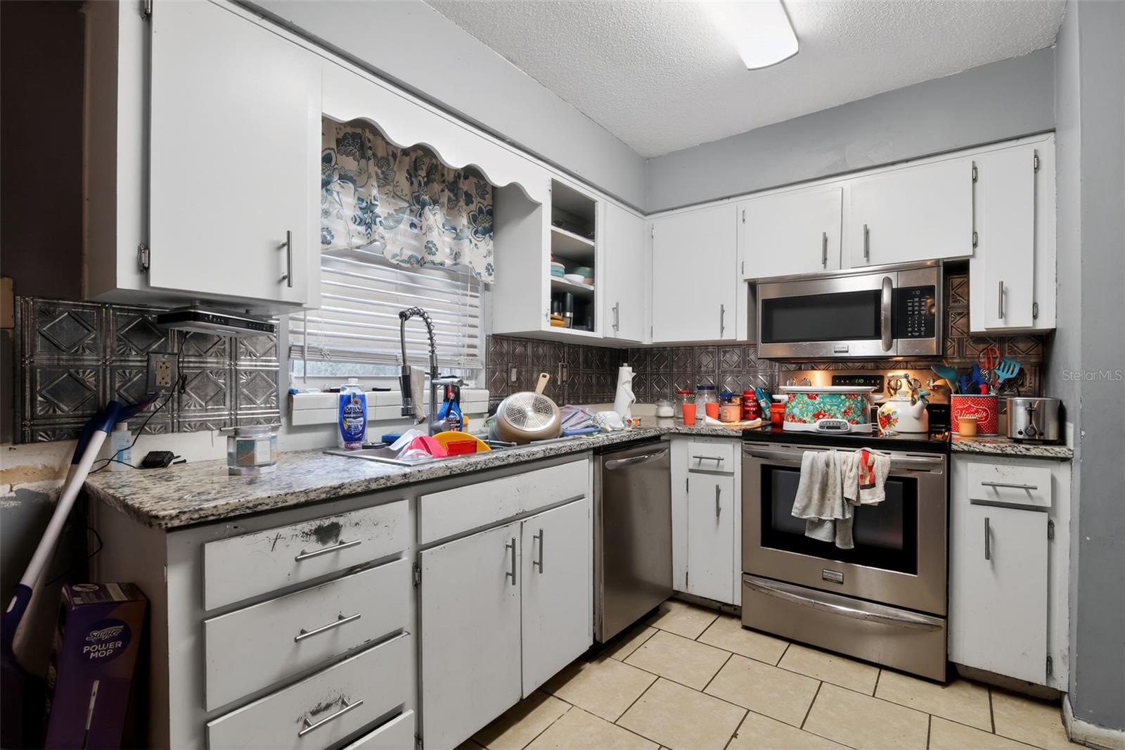 NORTHWOOD - Residential