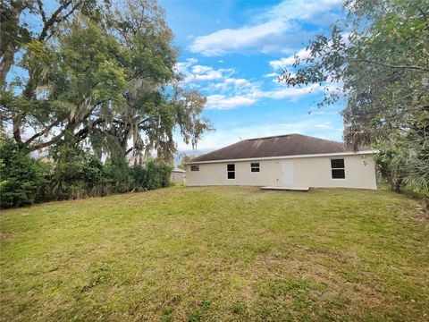 A home in EUSTIS