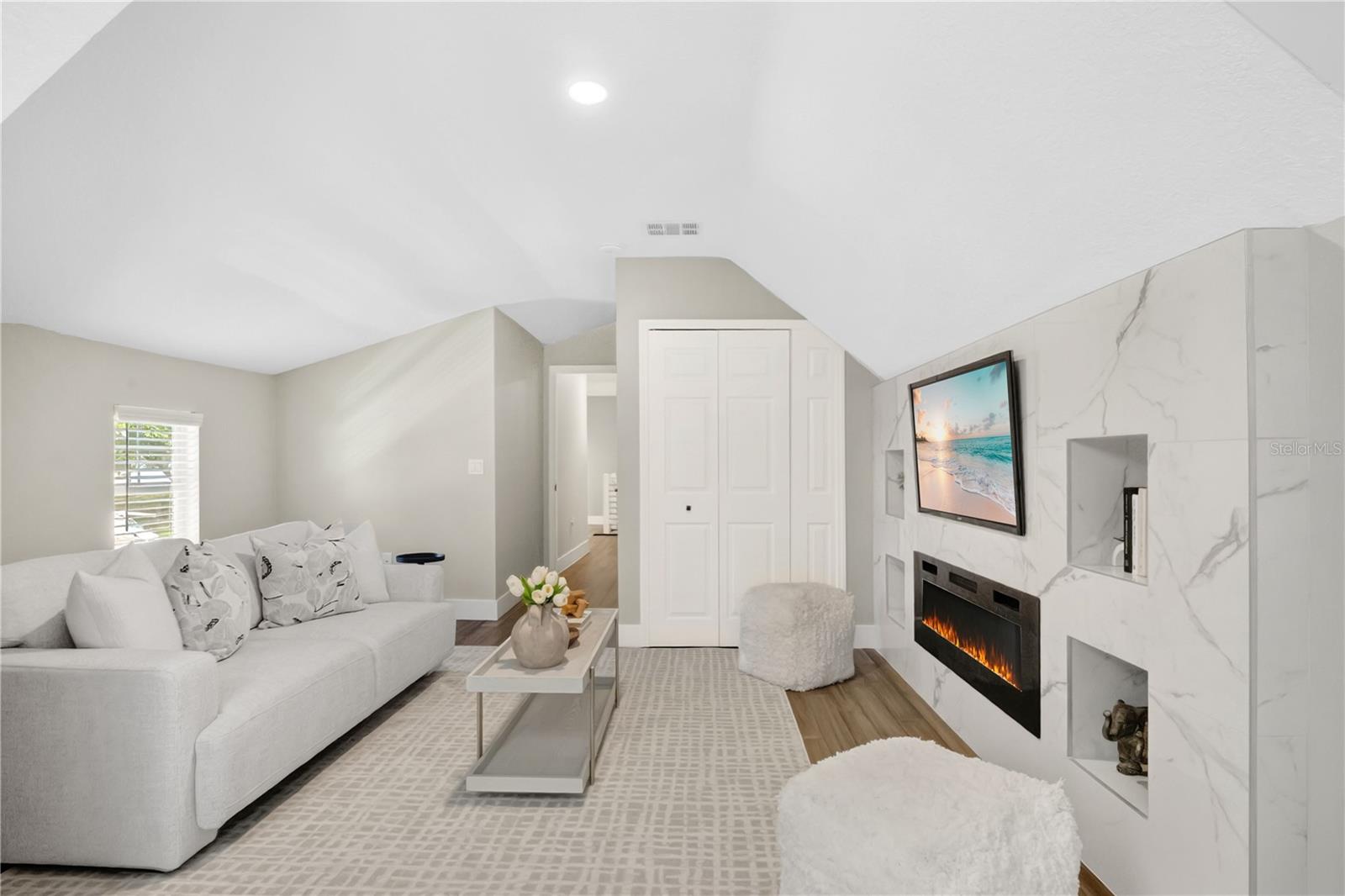 WINDERMERE TOWN - Residential