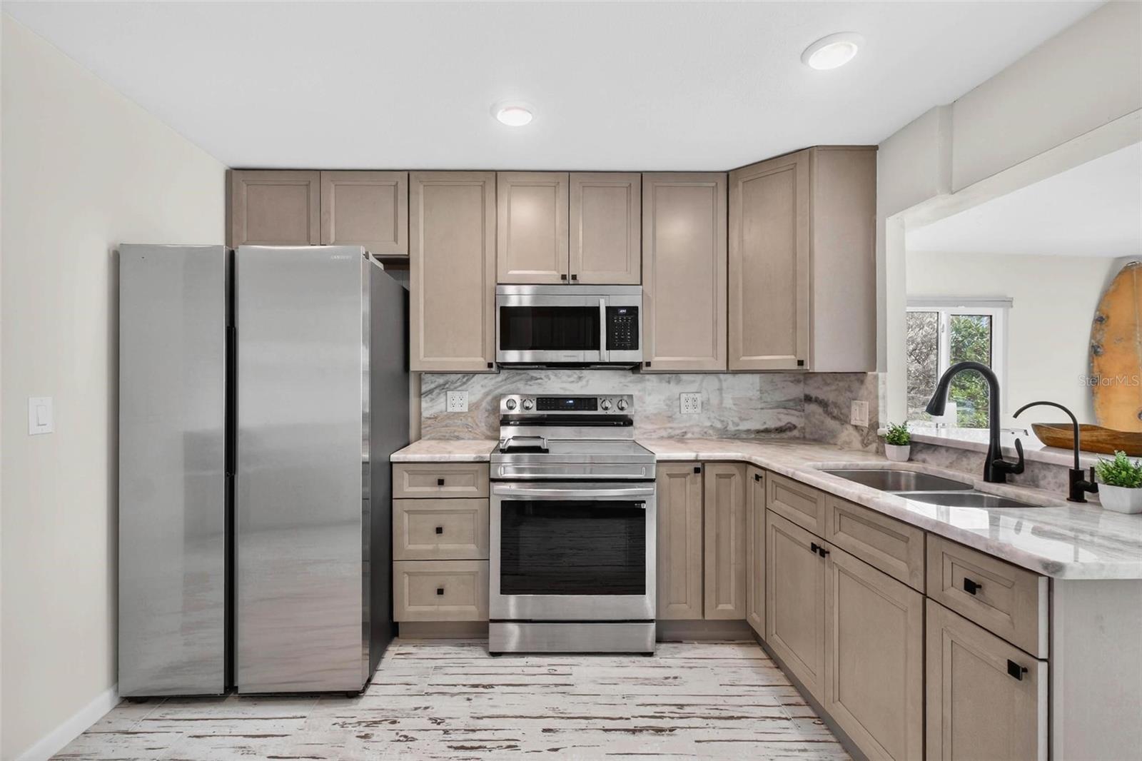 TAMARAC BY THE GULF 1ST ADD - Residential