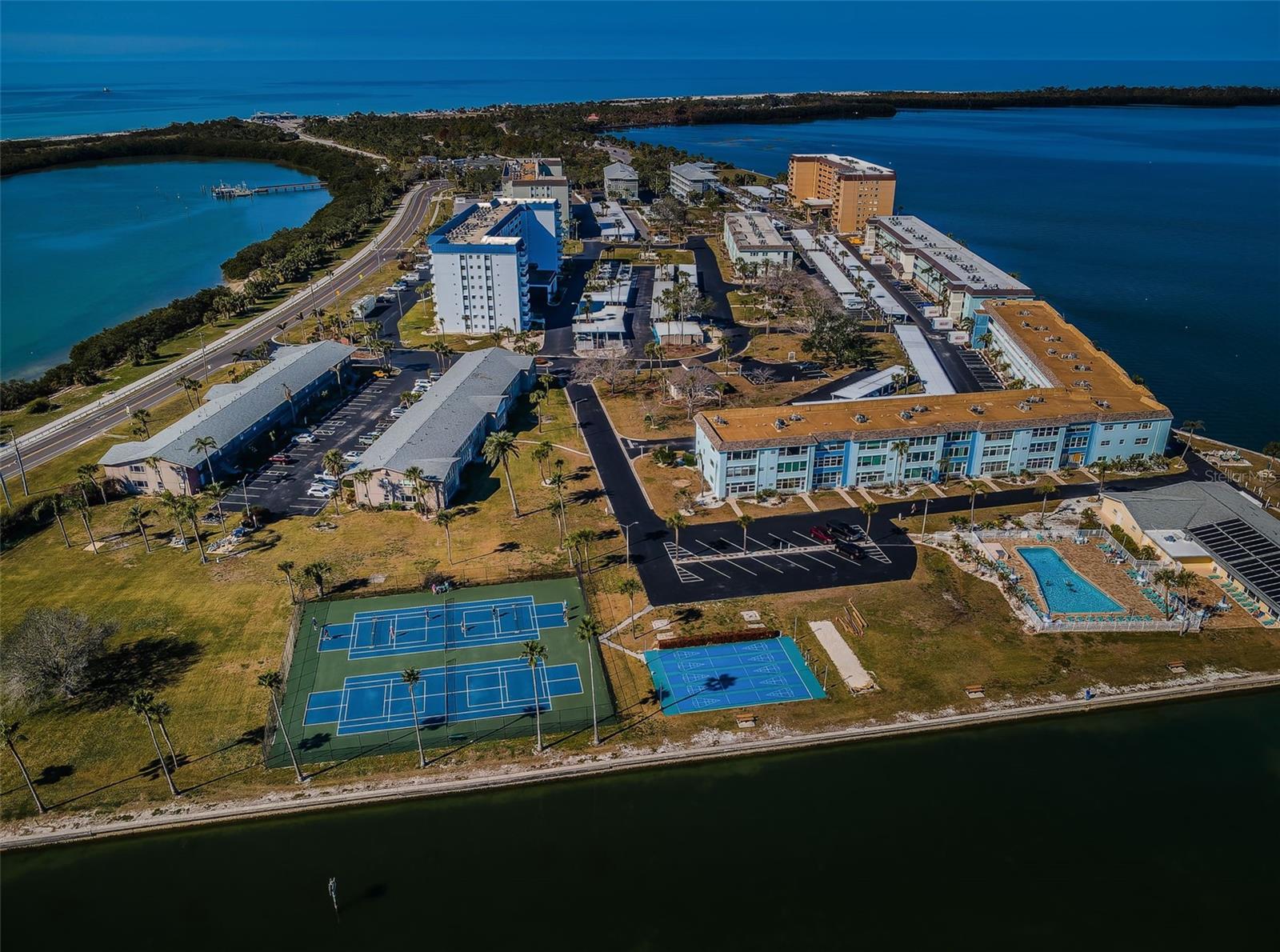 ROYAL STEWART ARMS - Residential