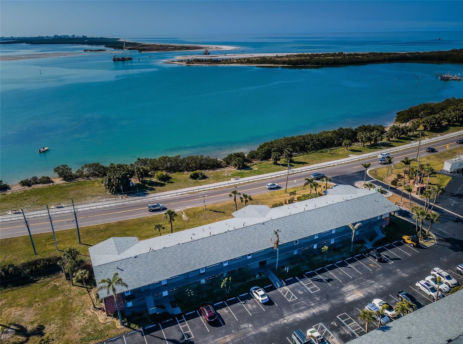 2 CAUSEWAY BOULEVARD 208