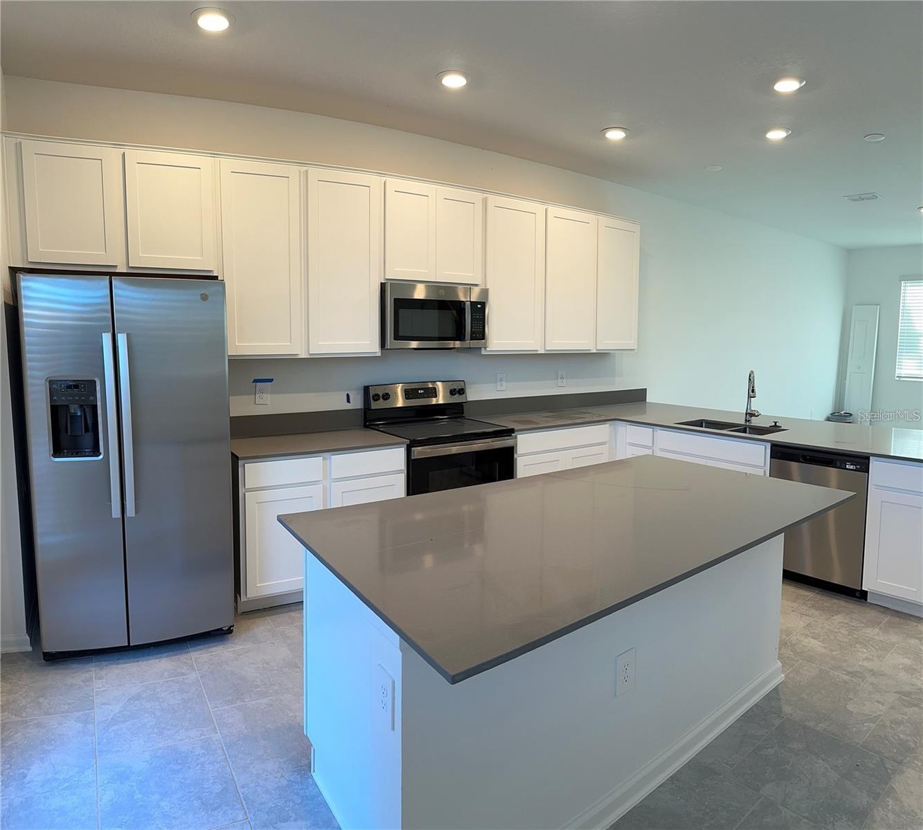 STOREY GROVE PHASE 4 - Residential Lease