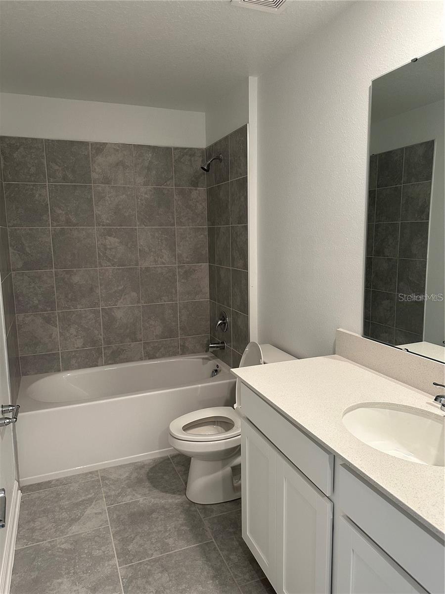 STOREY GROVE PHASE 4 - Residential Lease