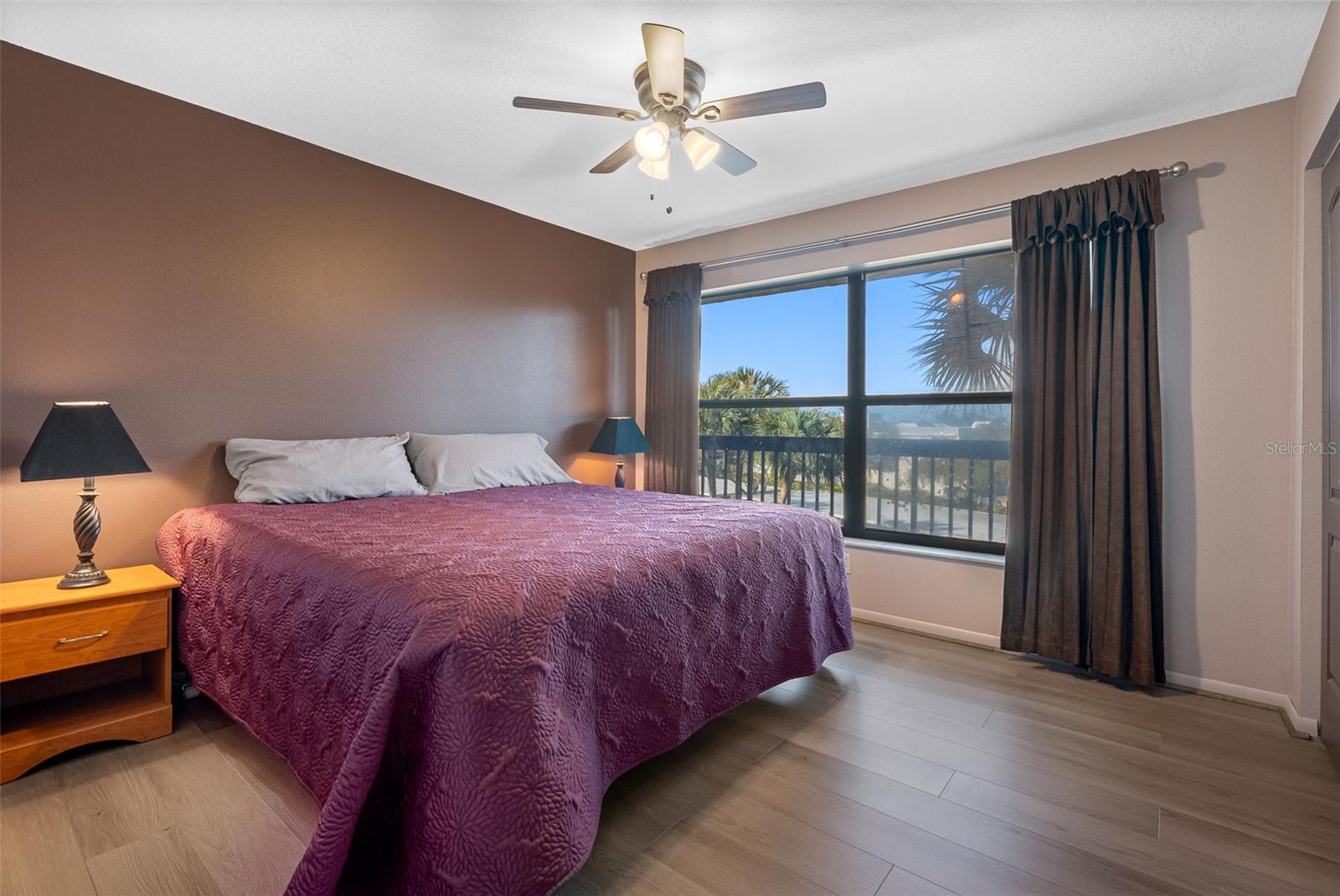 PASADENA COVE - Residential