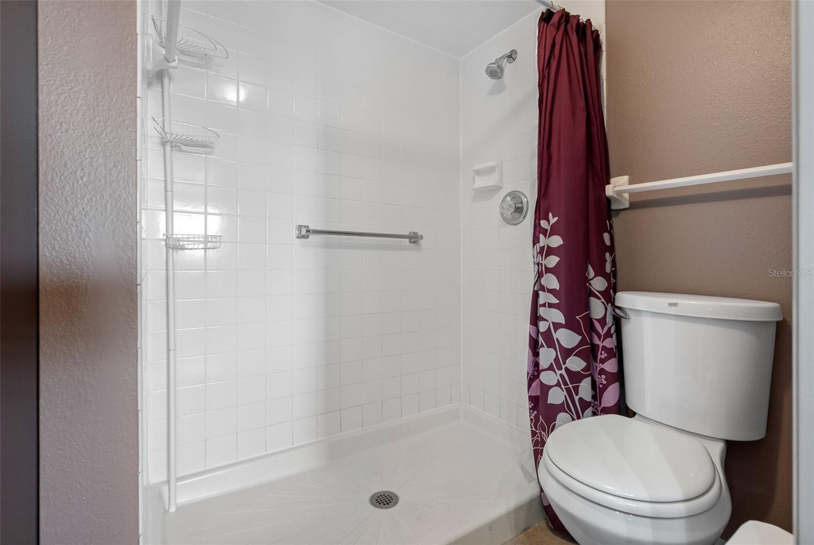 PASADENA COVE - Residential