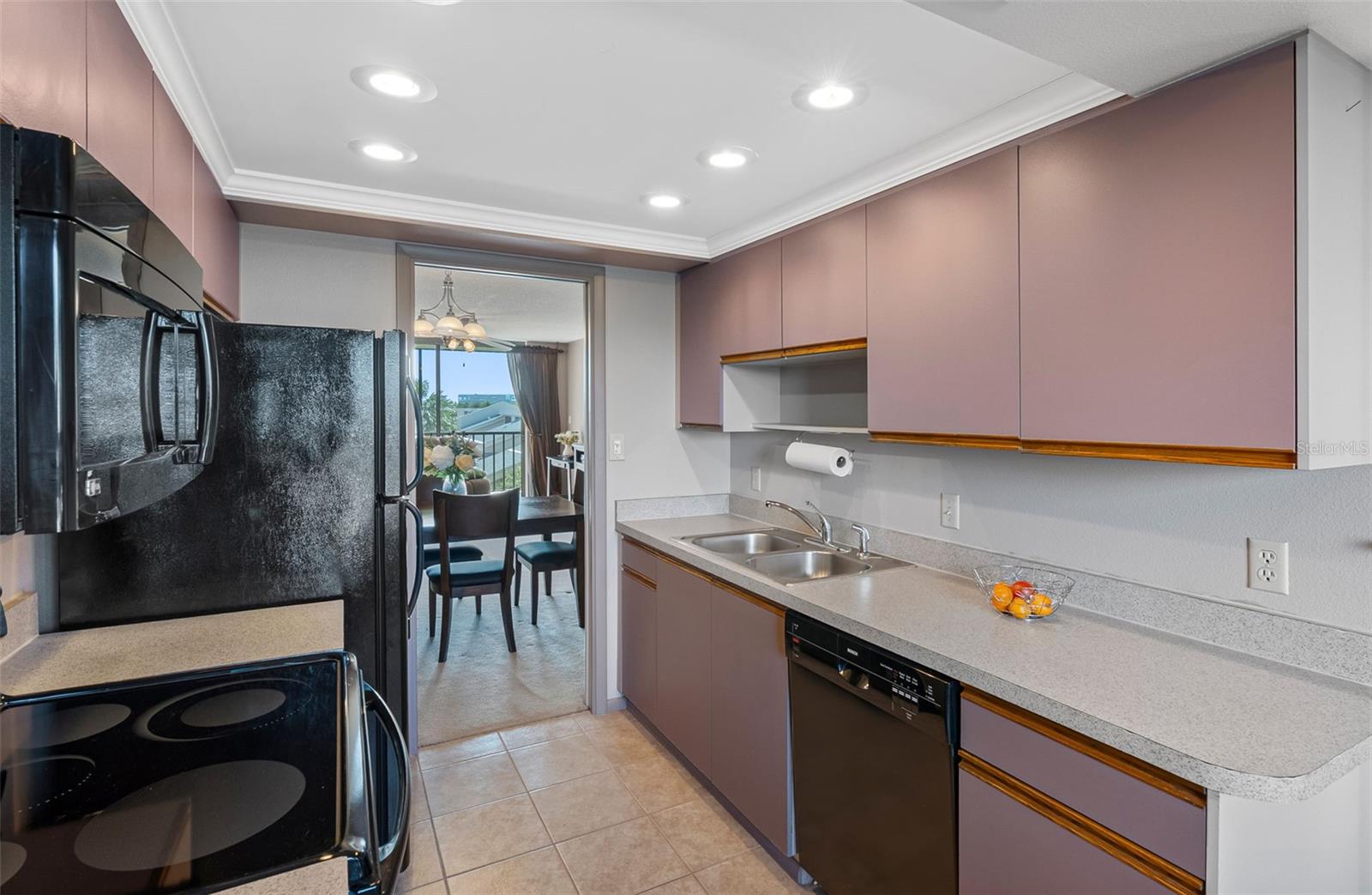 PASADENA COVE - Residential