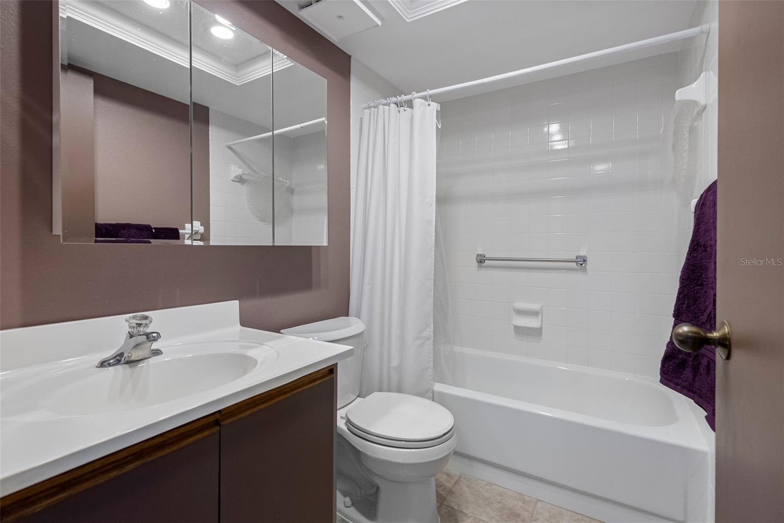 PASADENA COVE - Residential