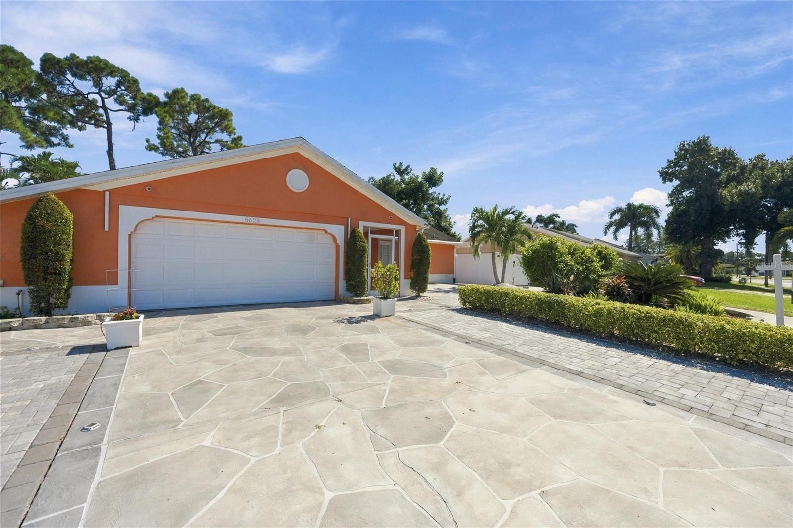6625 MAUNA LOA BOULEVARD, SARASOTA, FL, 34241 2 6625 MAUNA LOA BOULEVARD