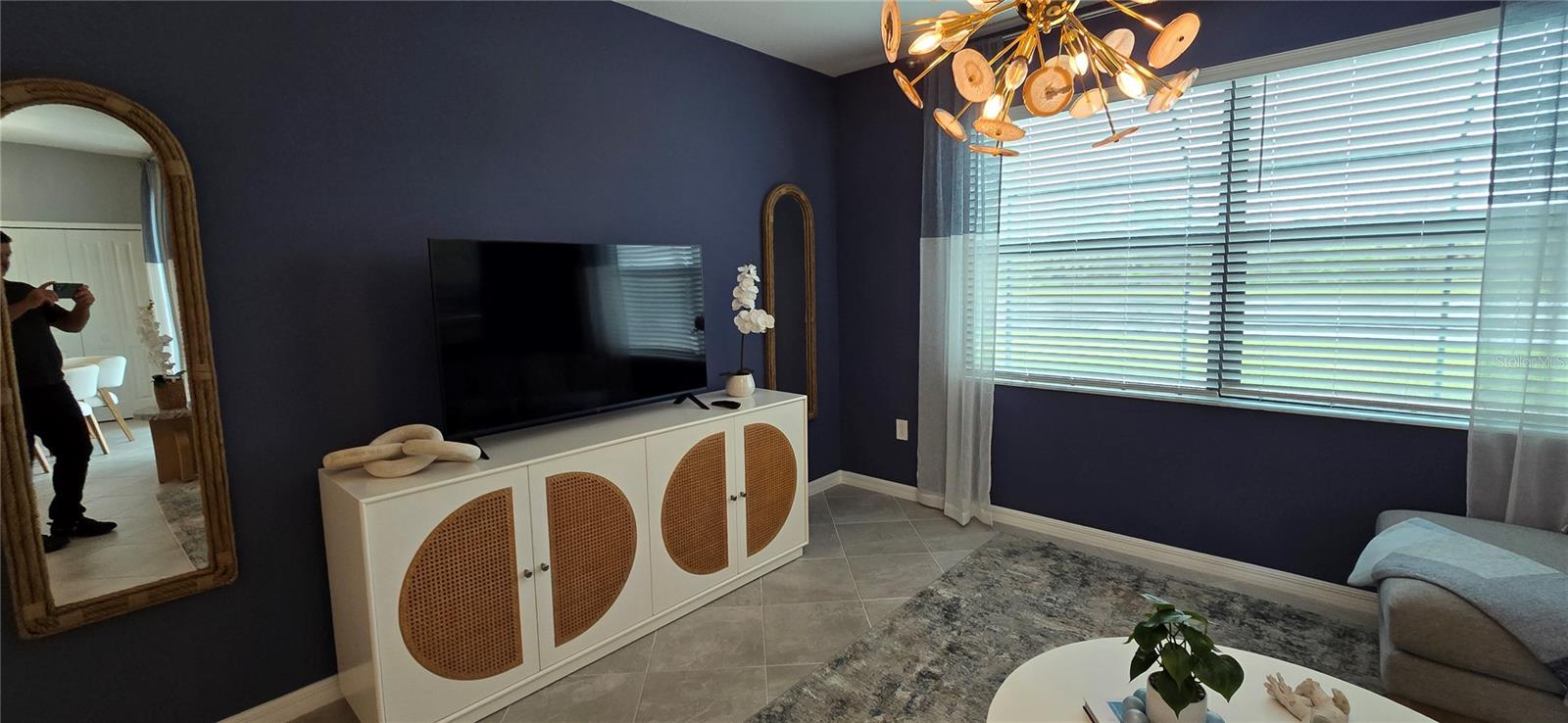 LAKESPUR/WELLEN PARK - Residential