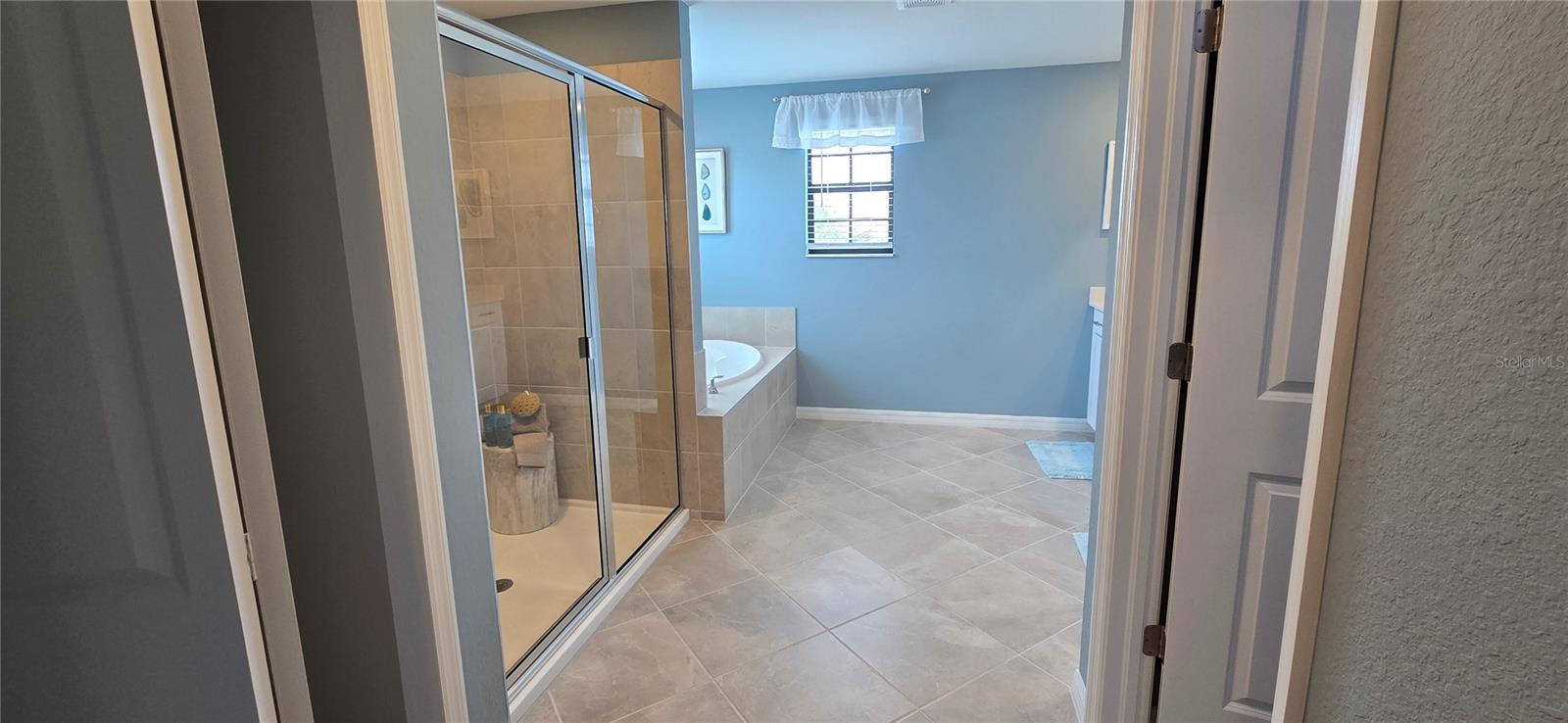 LAKESPUR/WELLEN PARK - Residential